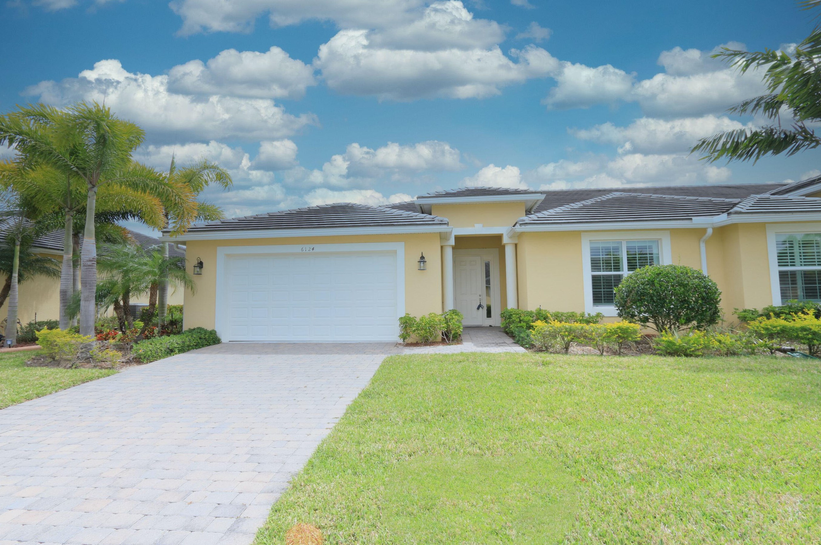 6124 Nw Denmore Ln, Port Saint Lucie, FL 34983