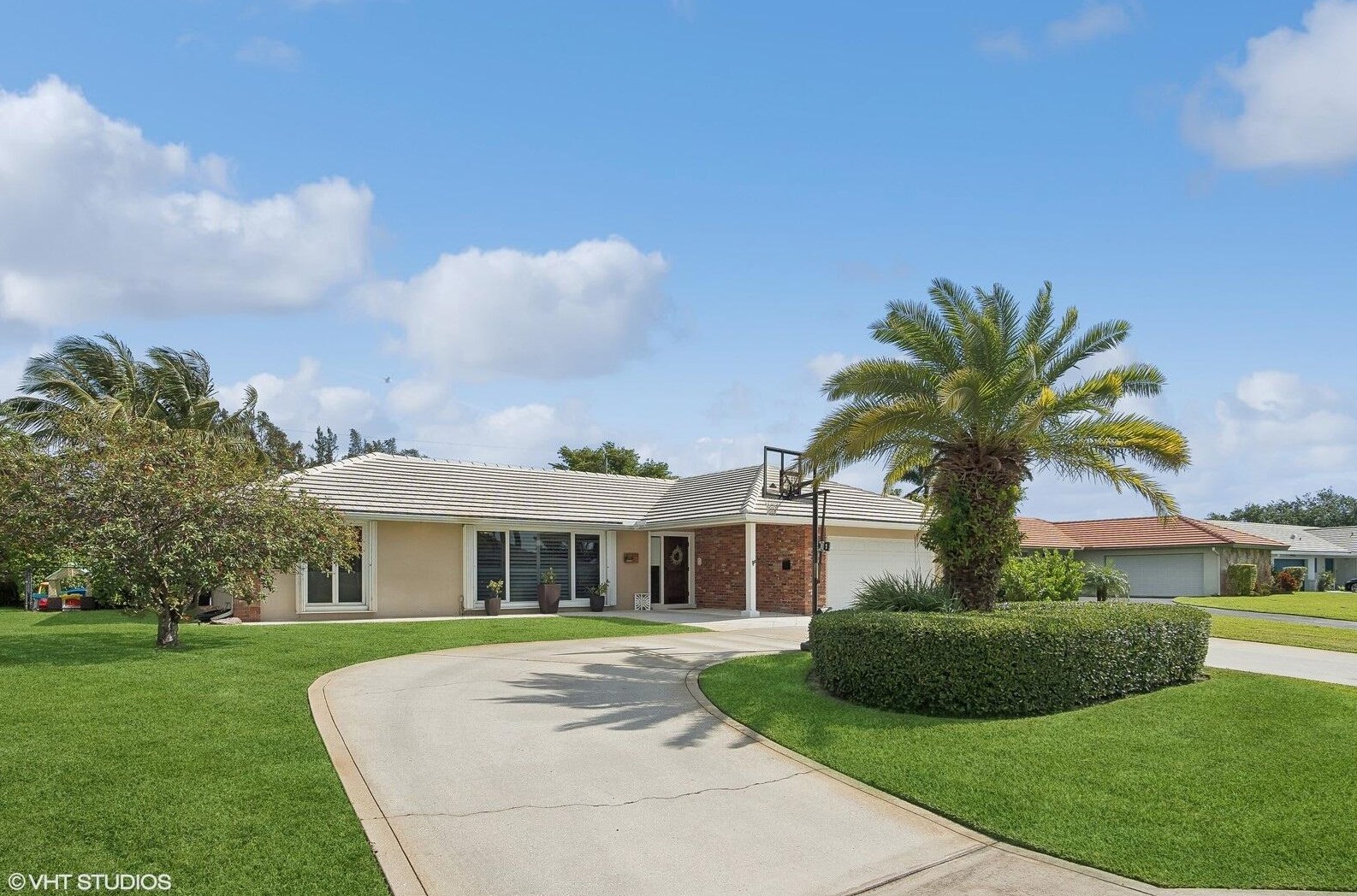232 Sudbury Dr, Lake Worth, FL 33462-1126