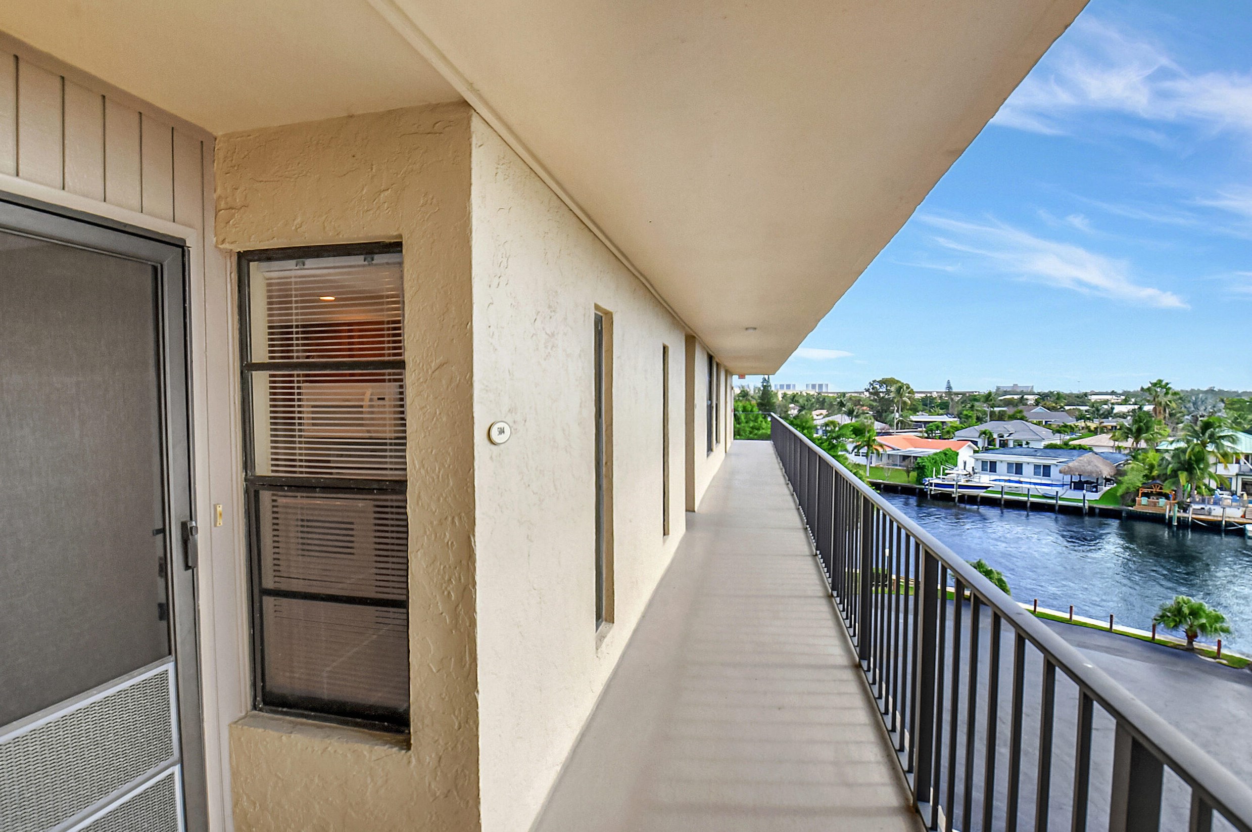 21 Royal Palm Way #504, Boca Raton, FL 33432