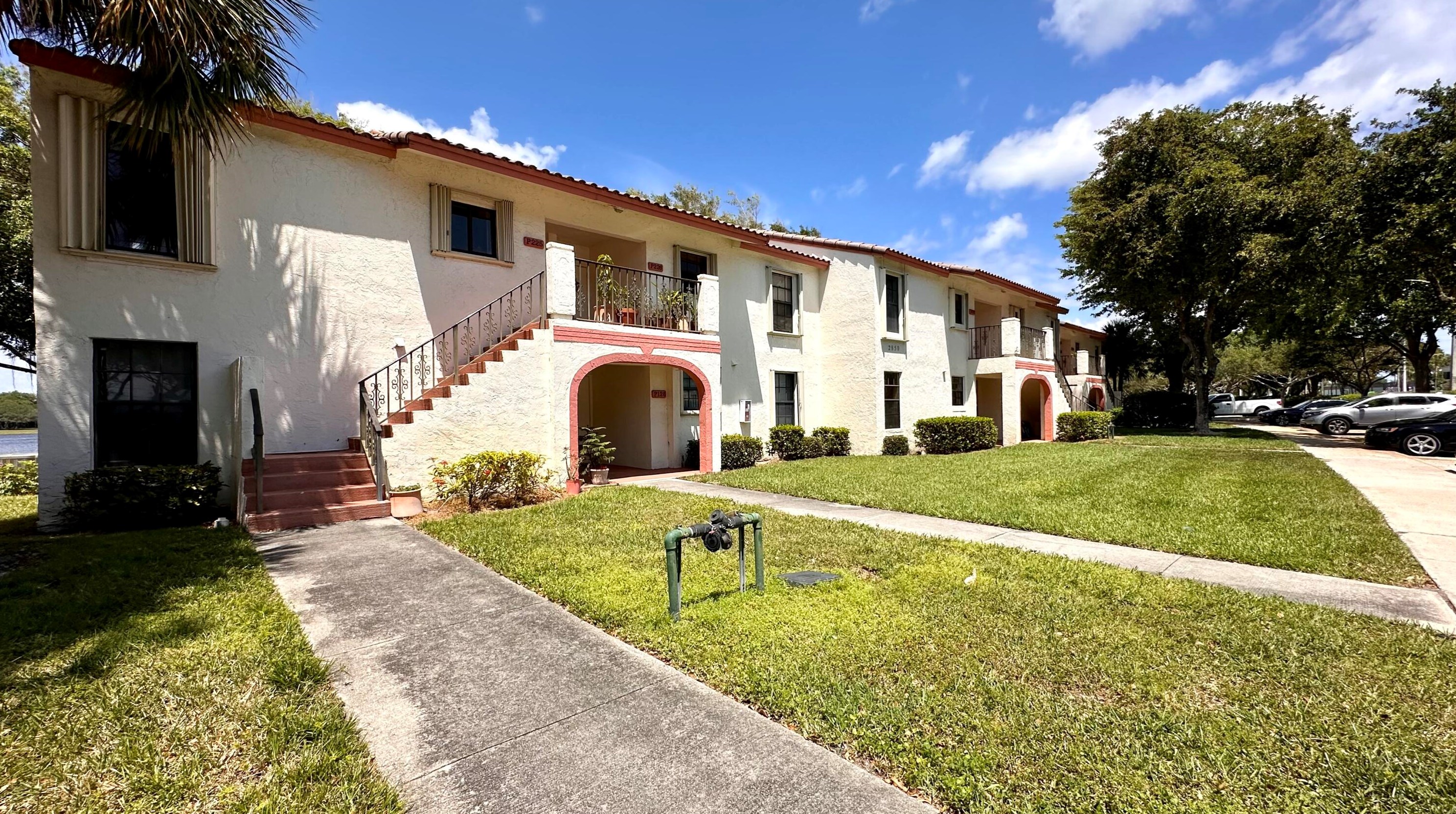 2850 Palmwood Ter, Boca Raton FL  33431-8271 exterior