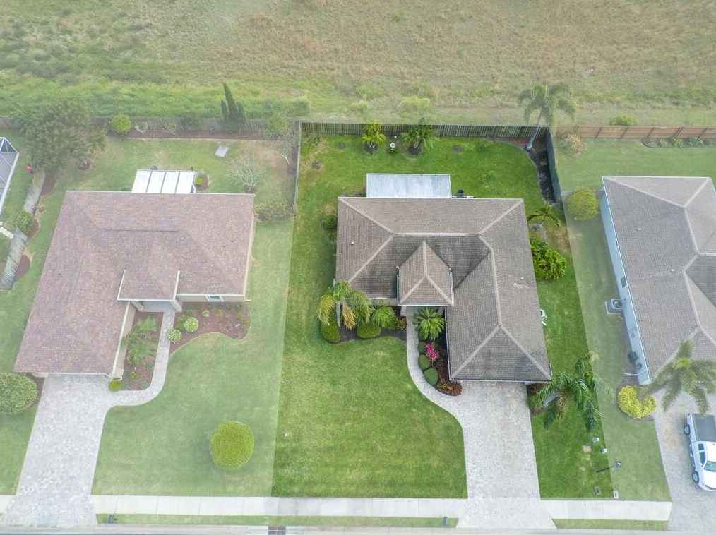 551 High Hawk Cir, Vero Beach FL  32962-7155 exterior