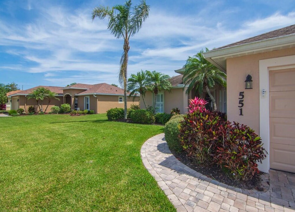 551 High Hawk Cir, Vero Beach FL  32962-7155 exterior