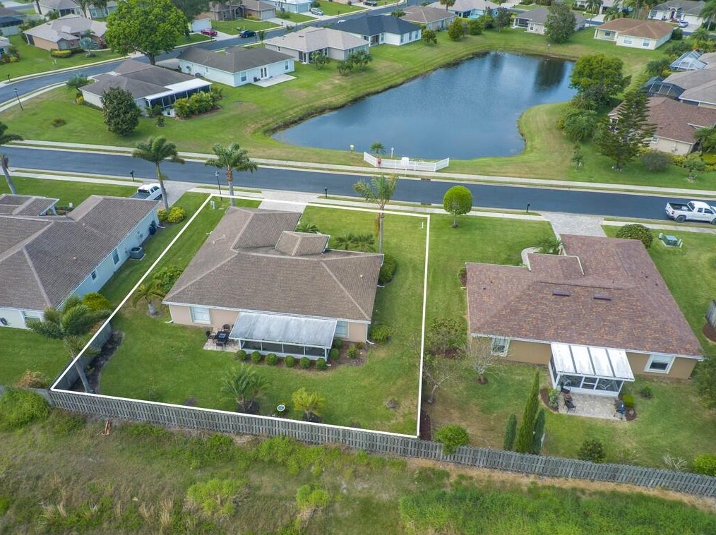 551 High Hawk Cir, Vero Beach FL  32962-7155 exterior