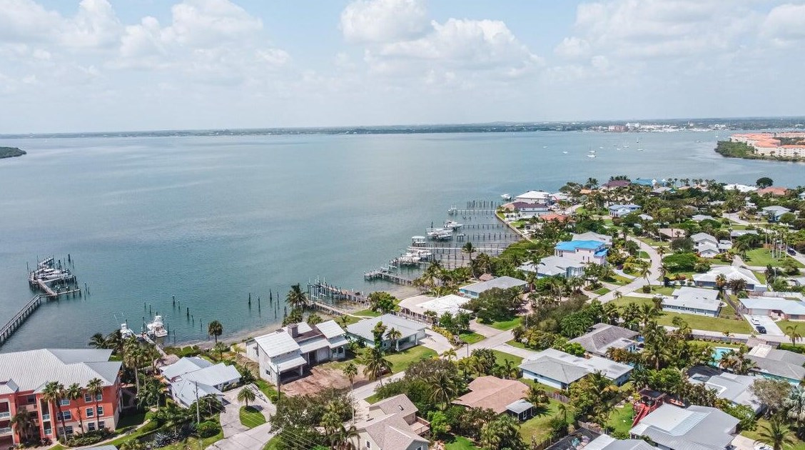 646 Eldorado St #3, Fort Pierce, FL 34949