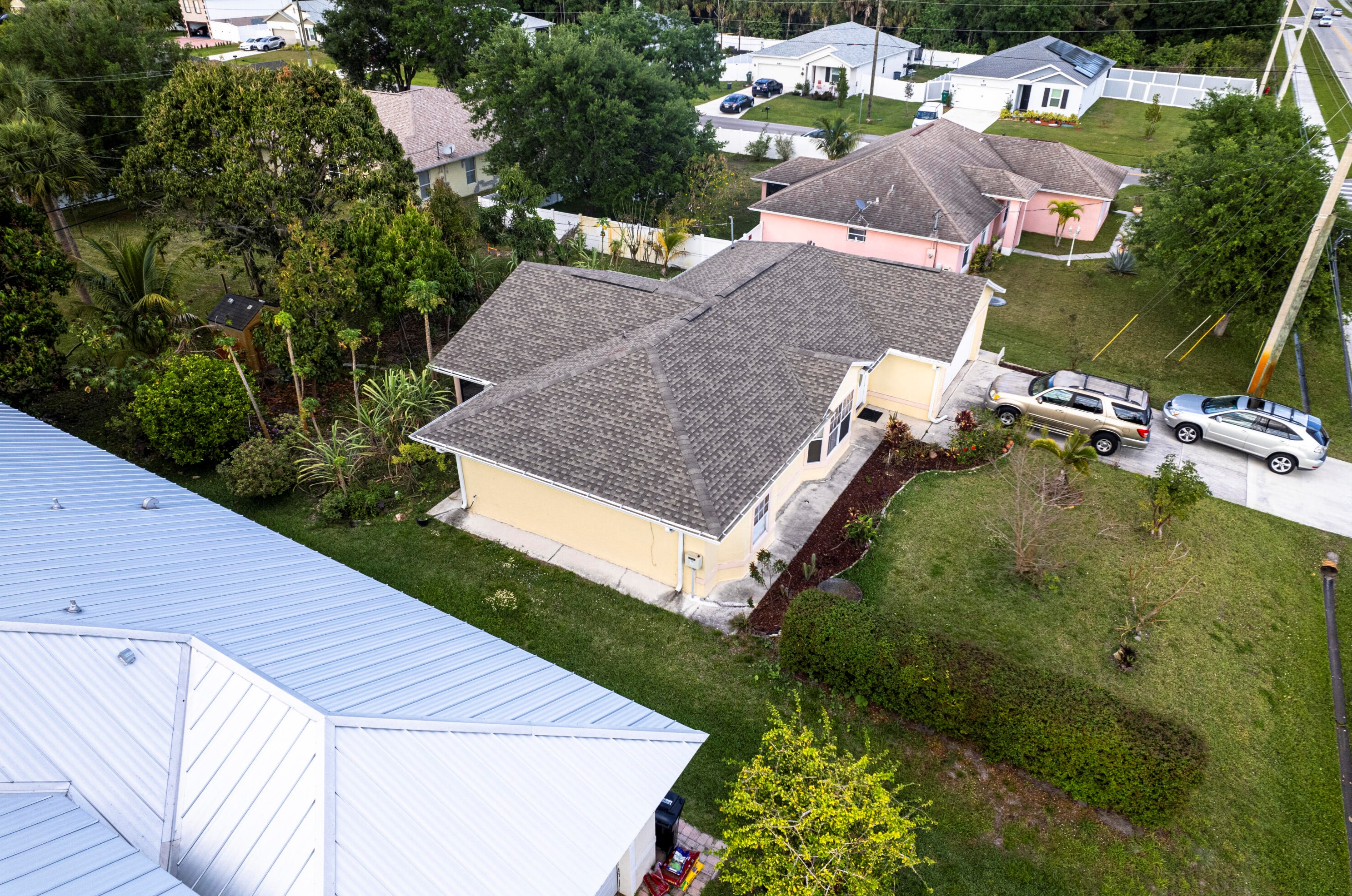 1219 Paar Dr, Fort Pierce FL  34953-3508 exterior