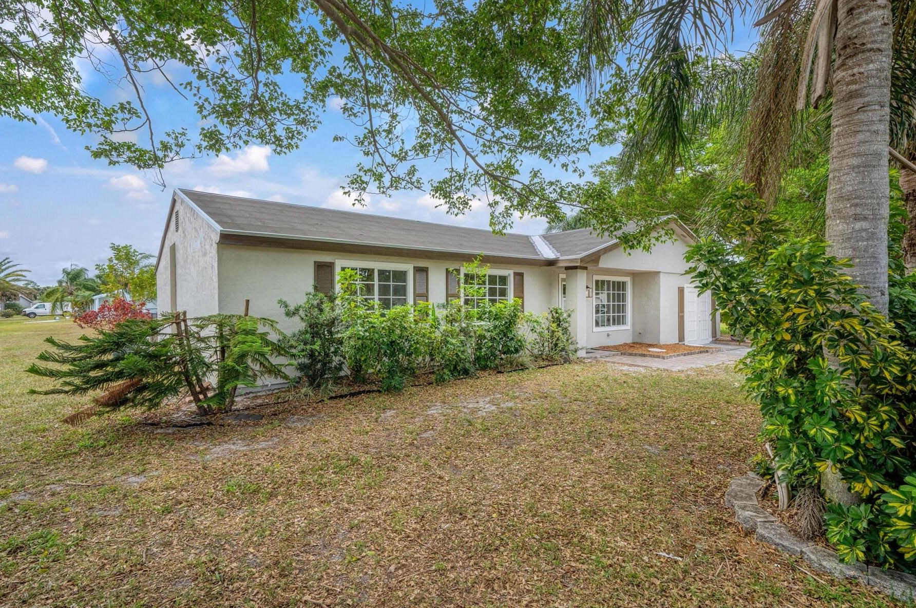 1556 Se Burning Ct, Port Saint Lucie, FL 34952