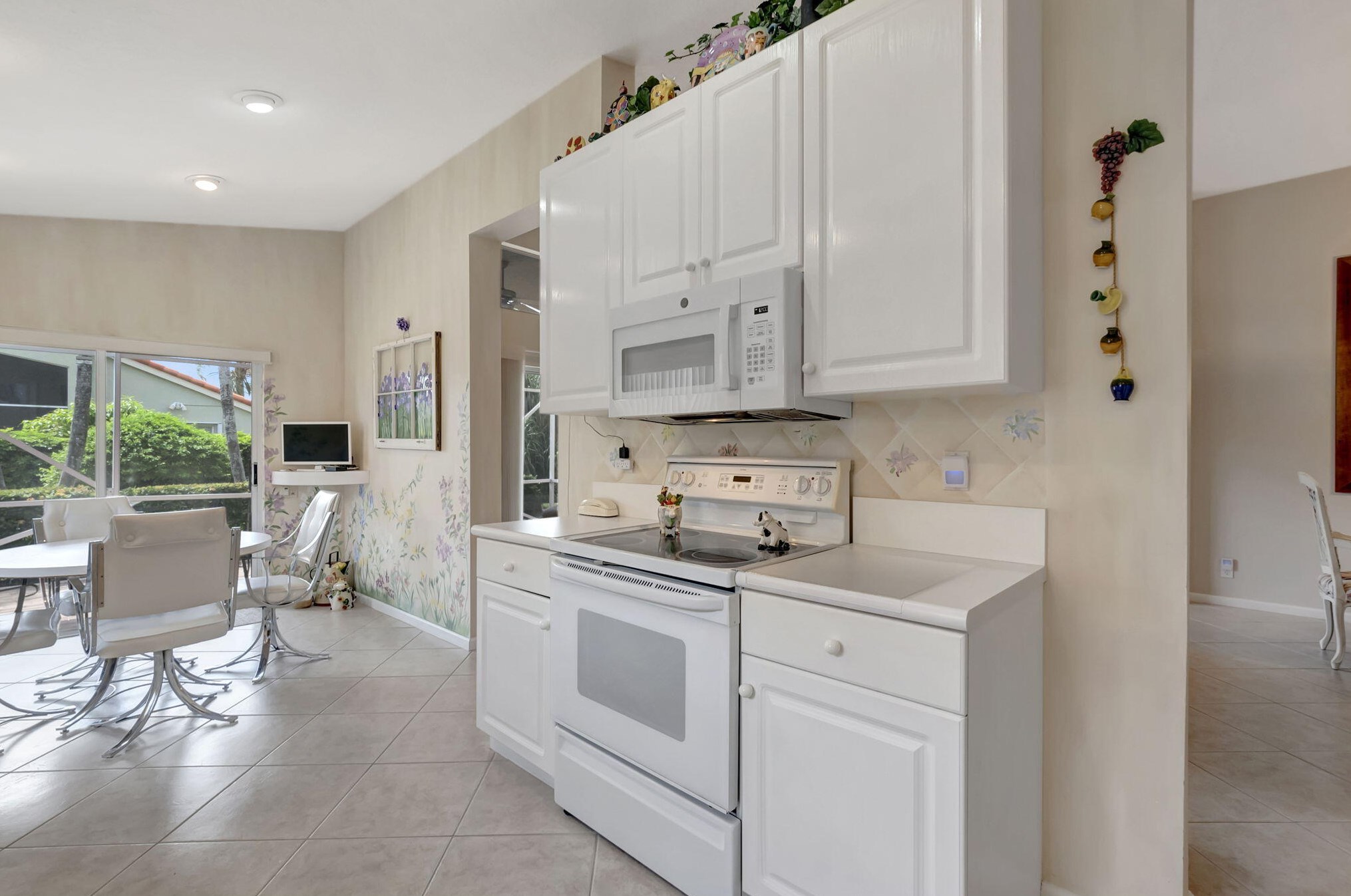 7172 Louisiane Ct, Boynton Beach FL 33437-6473 exterior