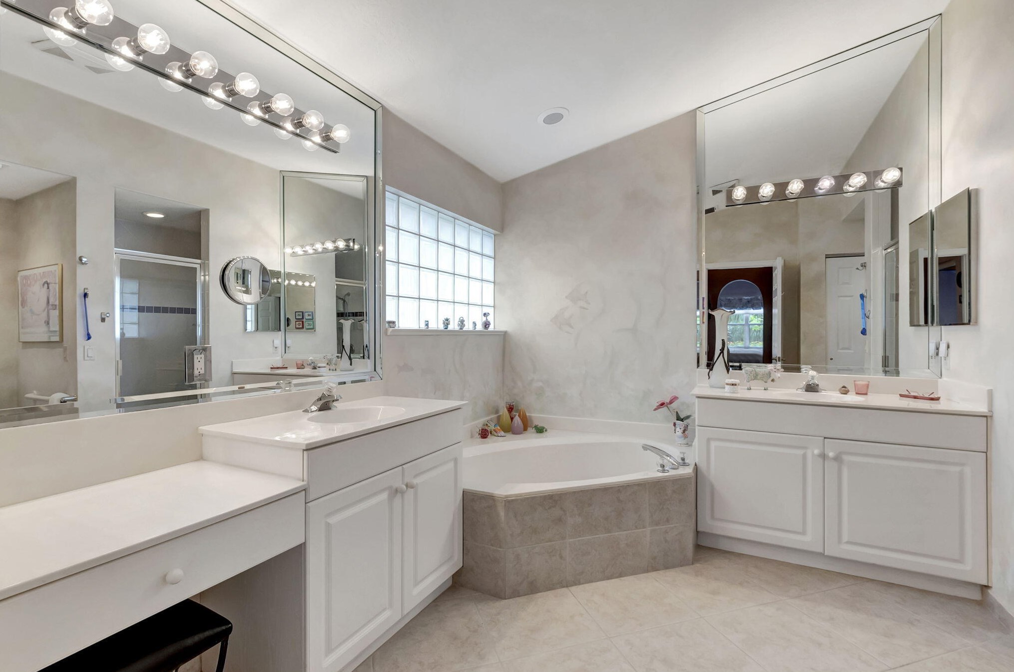 7172 Louisiane Ct, Boynton Beach FL 33437-6473 exterior