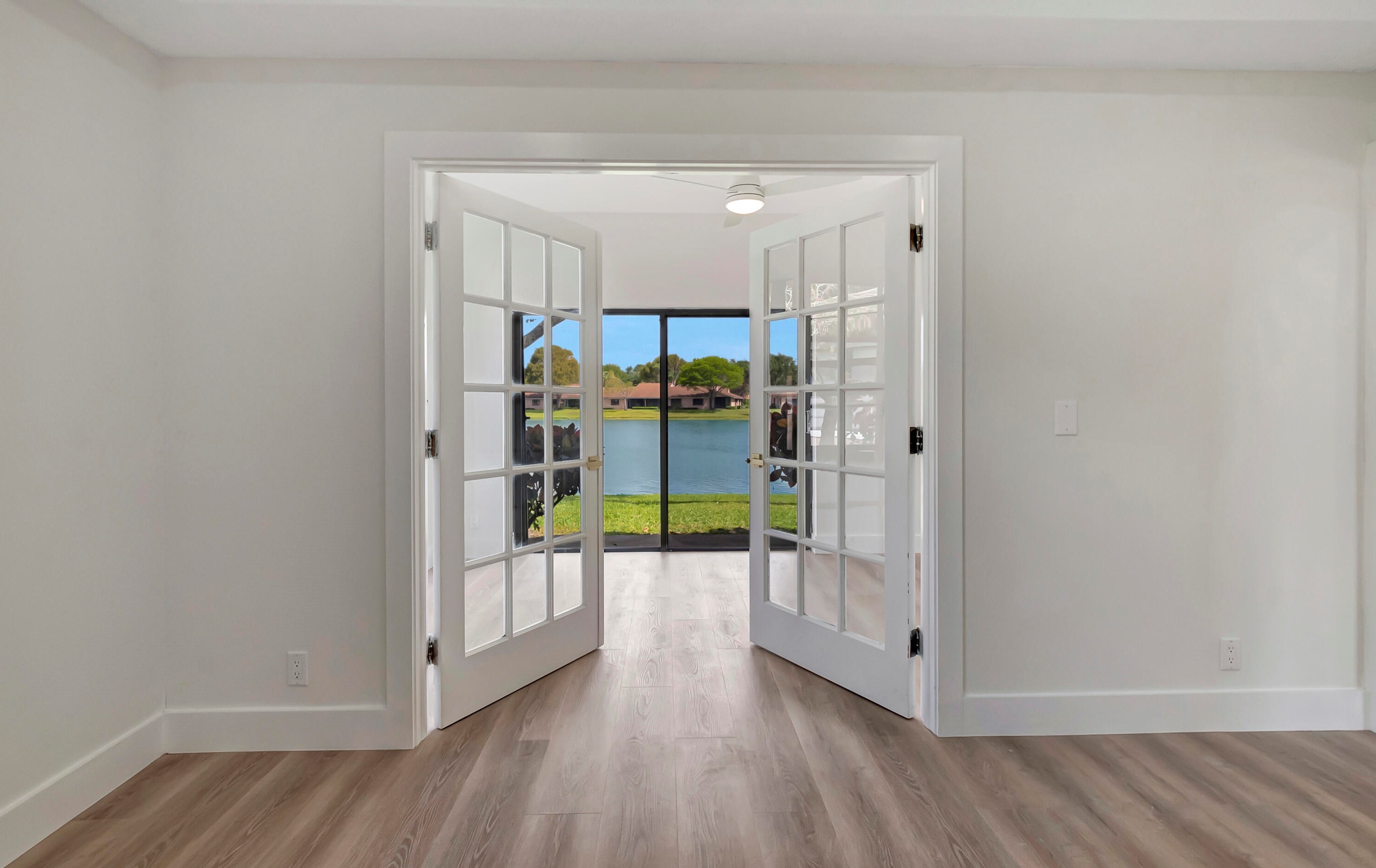 8359 Sunmeadow Ln, Boca Raton FL 33496-5172 exterior