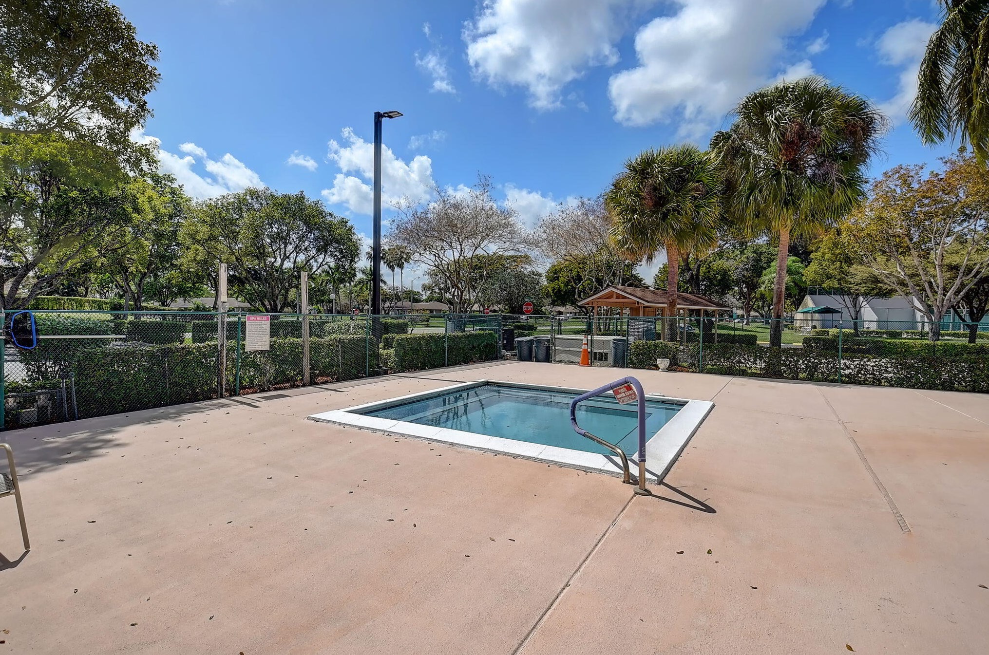 8359 Sunmeadow Ln, Boca Raton FL 33496-5172 exterior