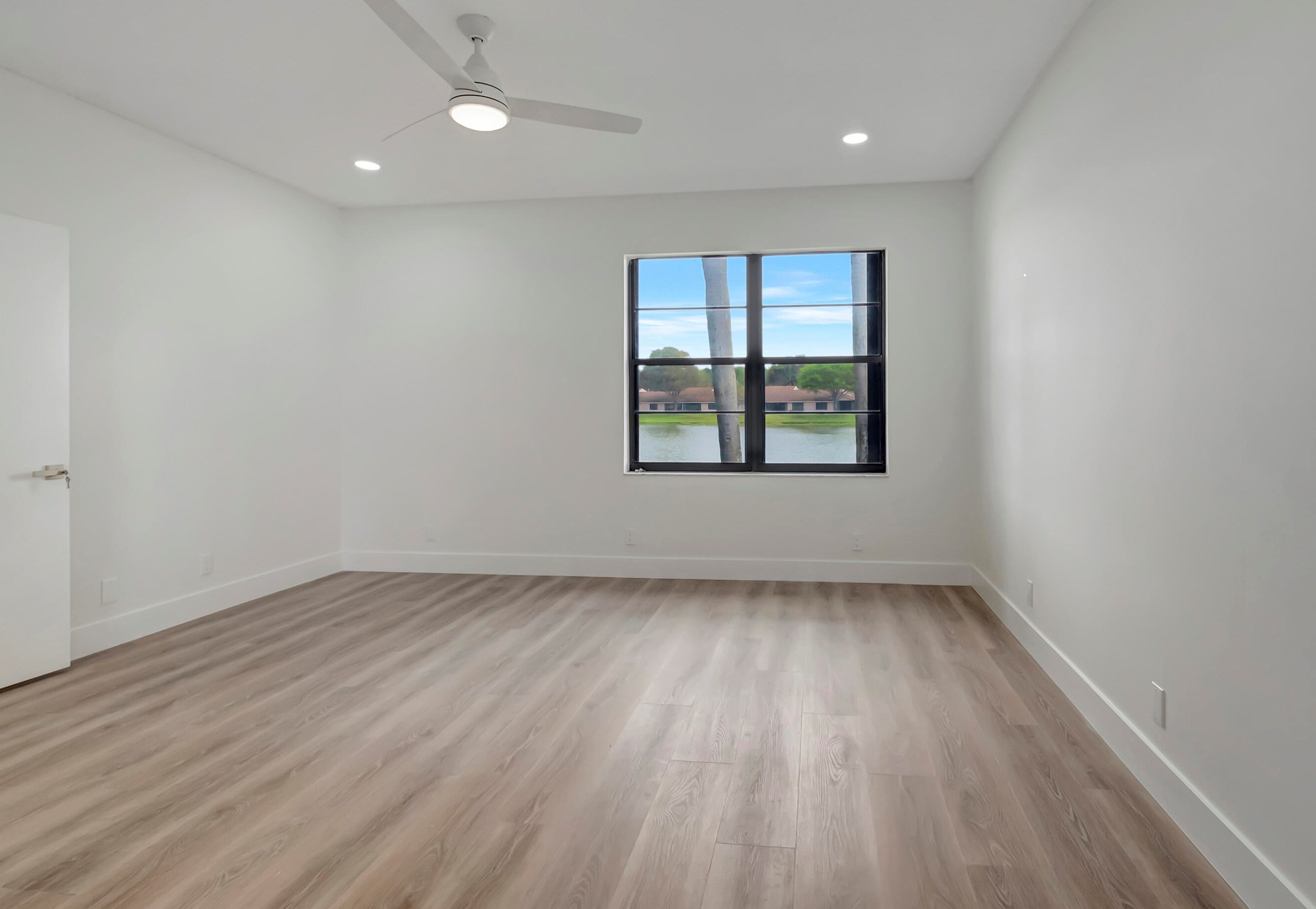 8359 Sunmeadow Ln, Boca Raton FL 33496-5172 exterior