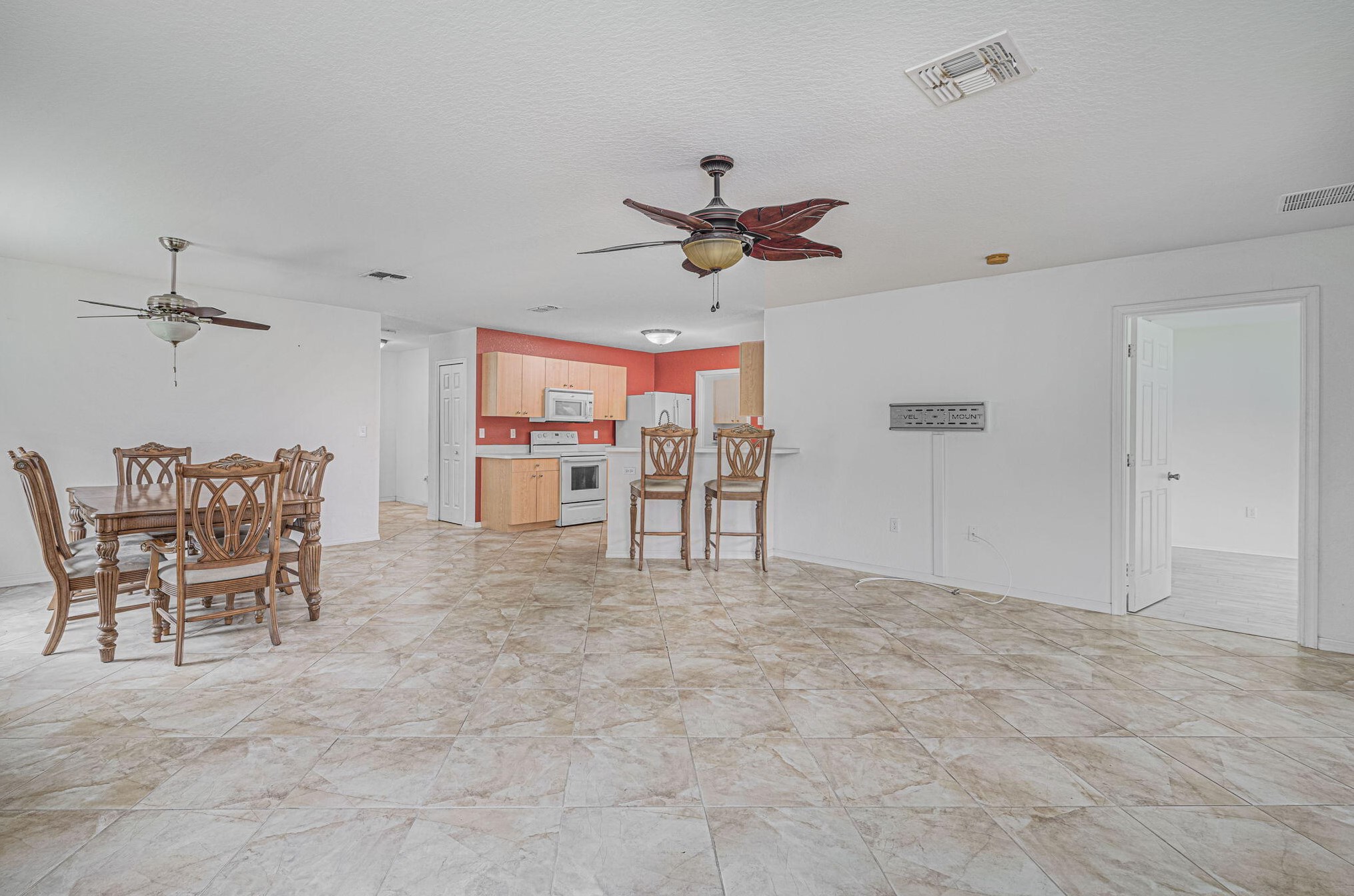 57 Huarte Way, Fort Pierce FL 34952-8548 exterior