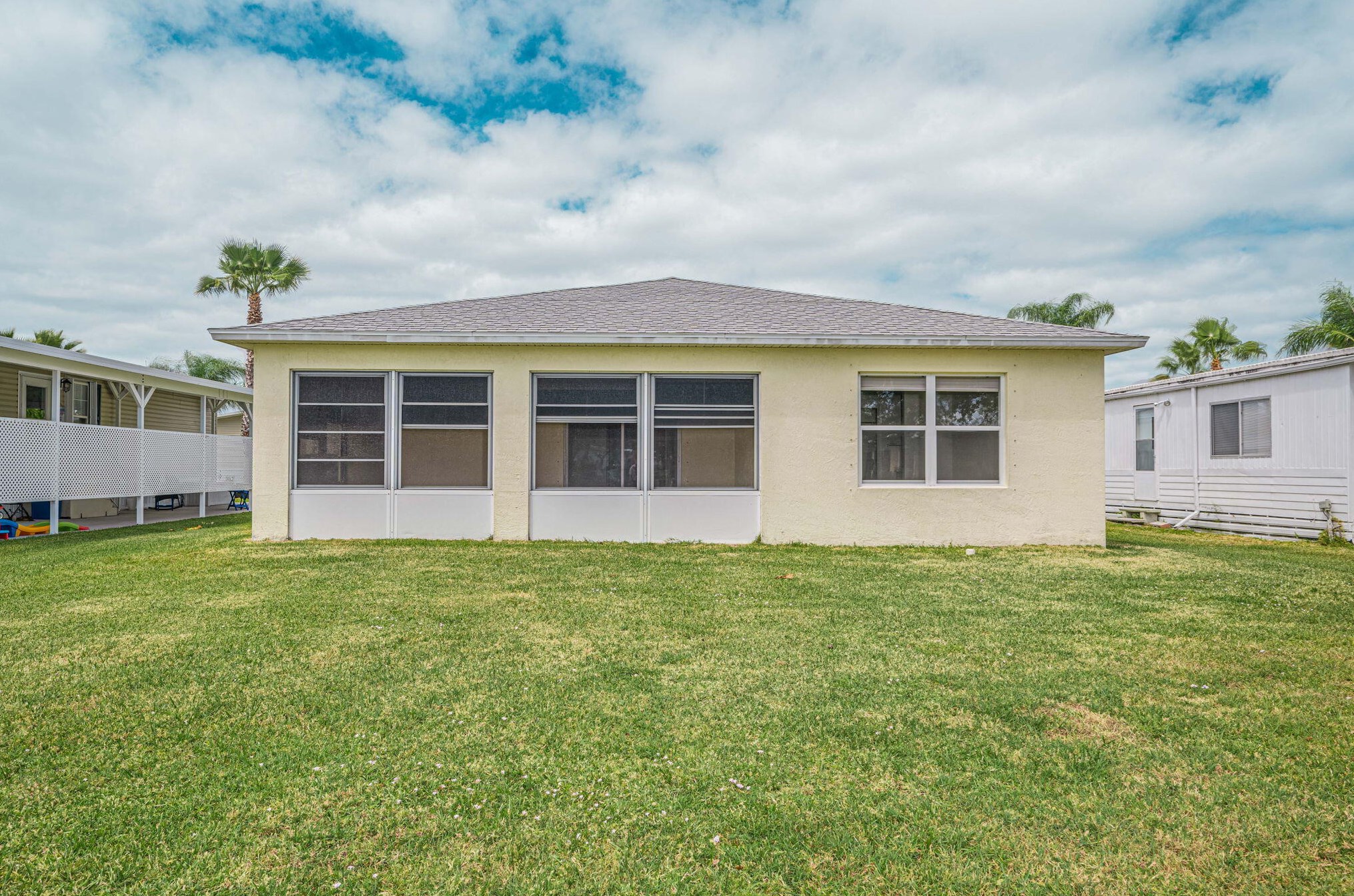 57 Huarte Way, Fort Pierce FL 34952-8548 exterior