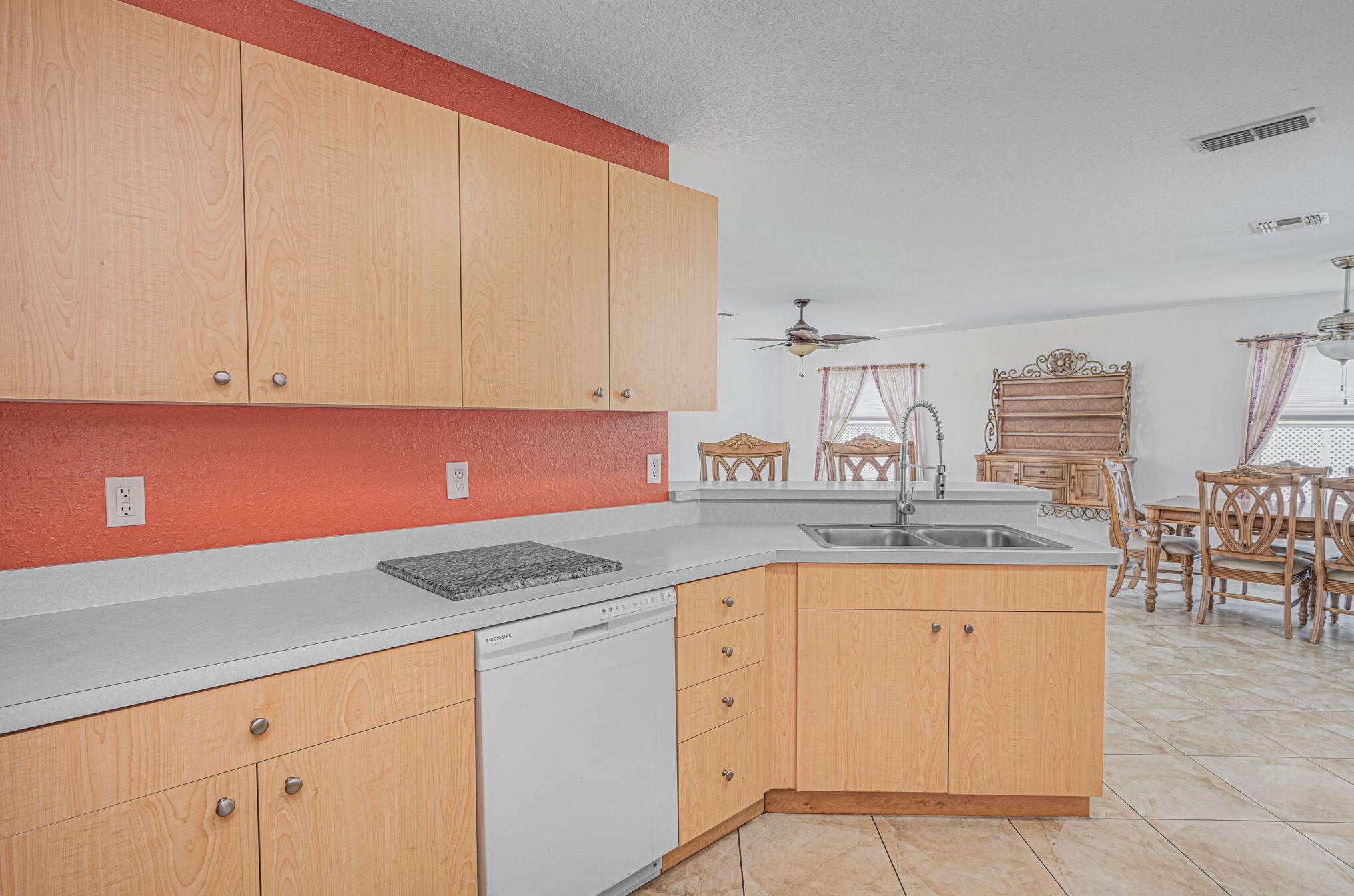 57 Huarte Way, Fort Pierce FL 34952-8548 exterior