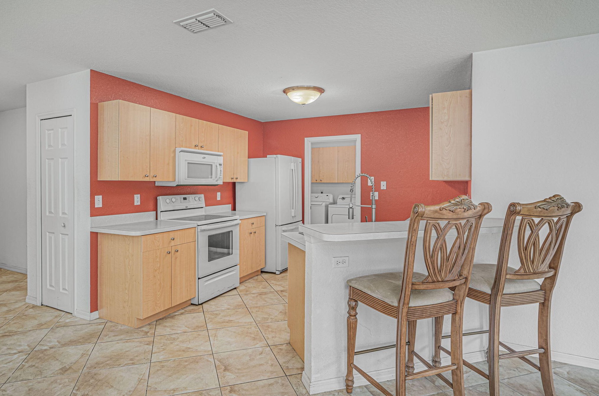 57 Huarte Way, Fort Pierce FL 34952-8548 exterior