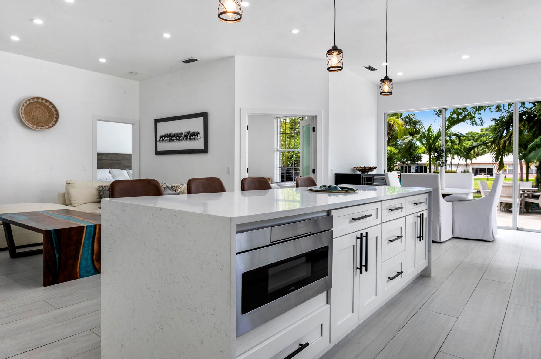 1004 Bedford Ave, West Palm Beach, FL 33403-1115