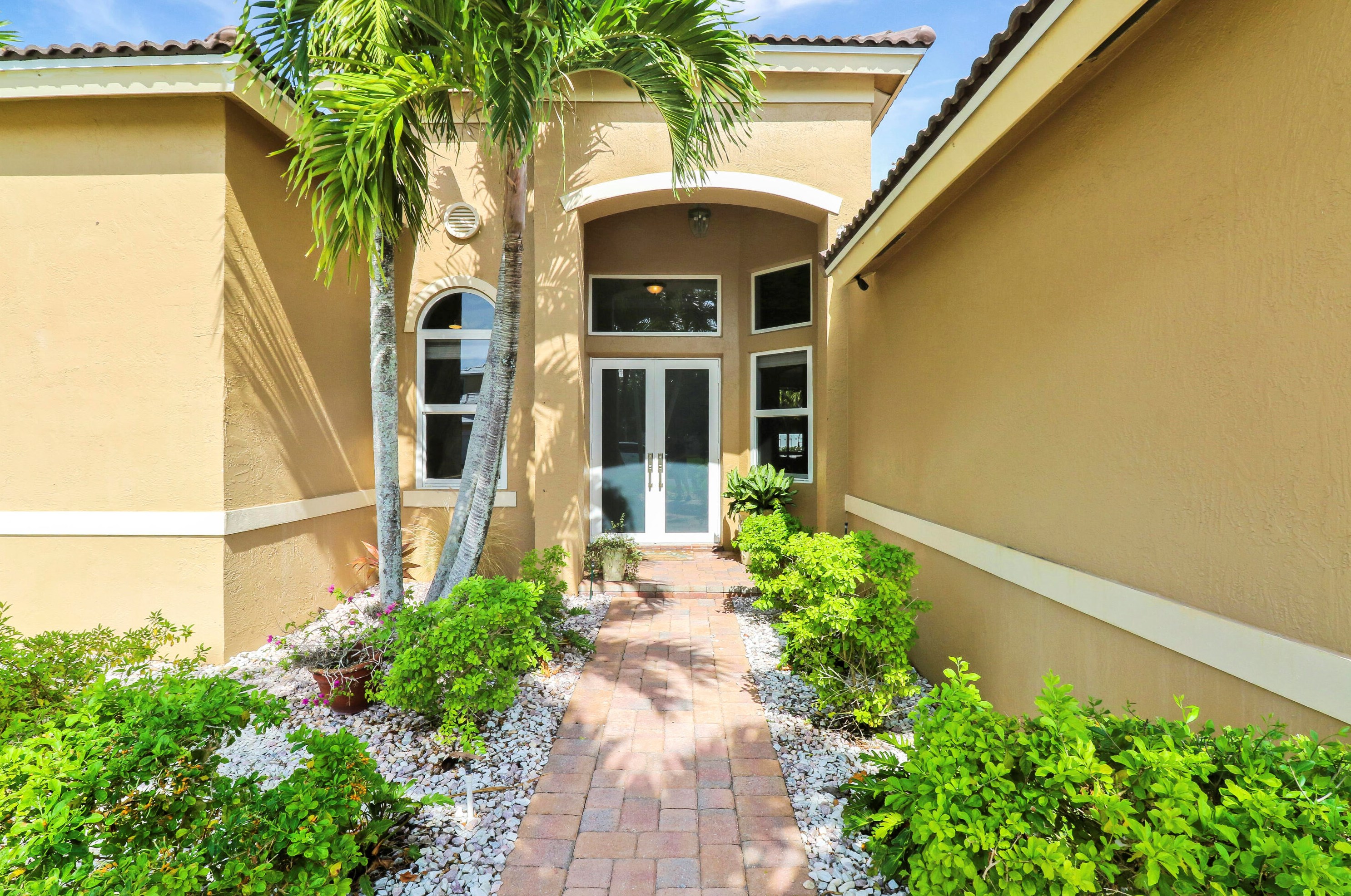 6389 Melissa Way, Lake Worth, FL 33467-8705