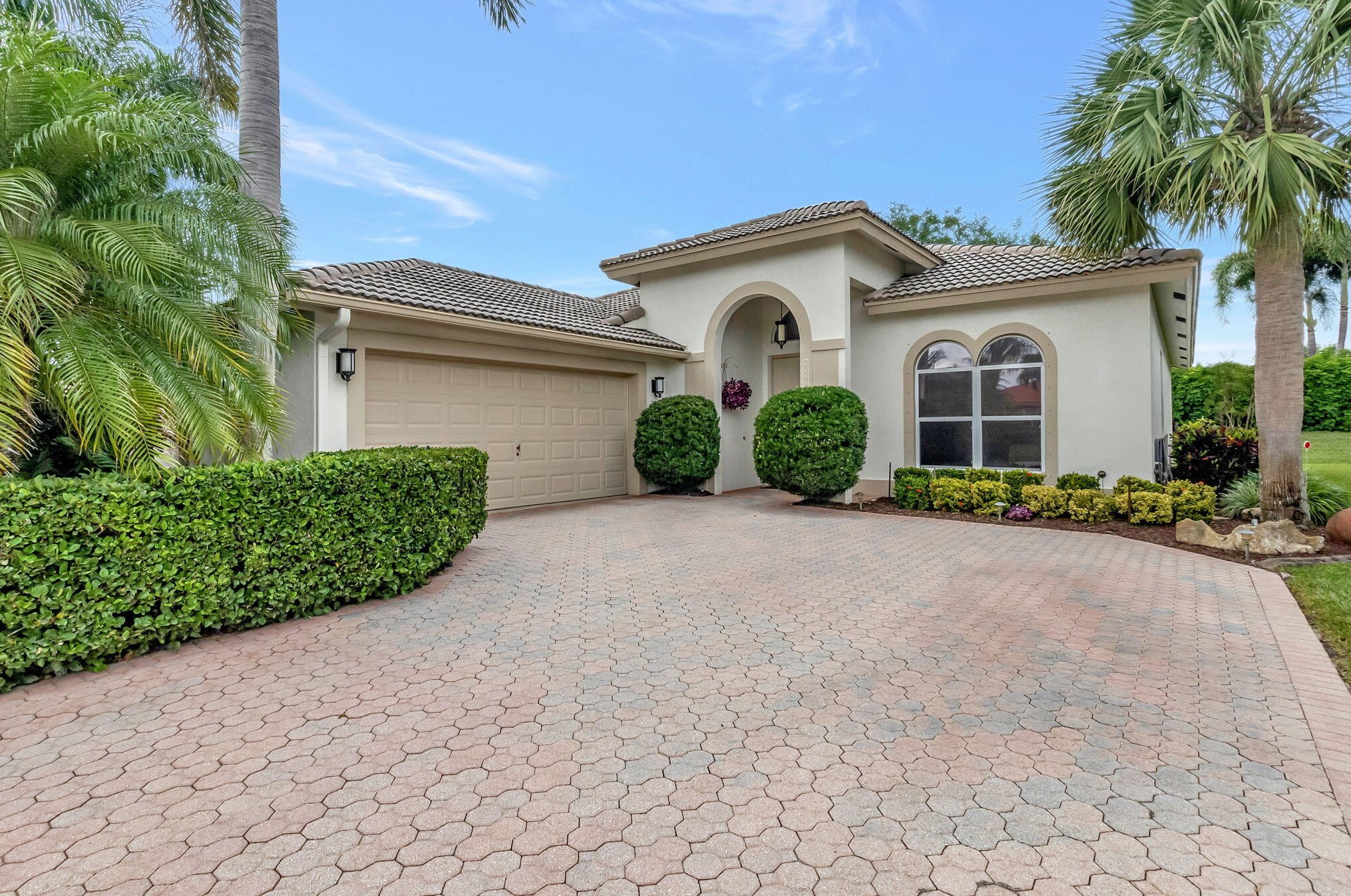 8840 Via Tuscany Dr, Boynton Beach, FL 33472-7143