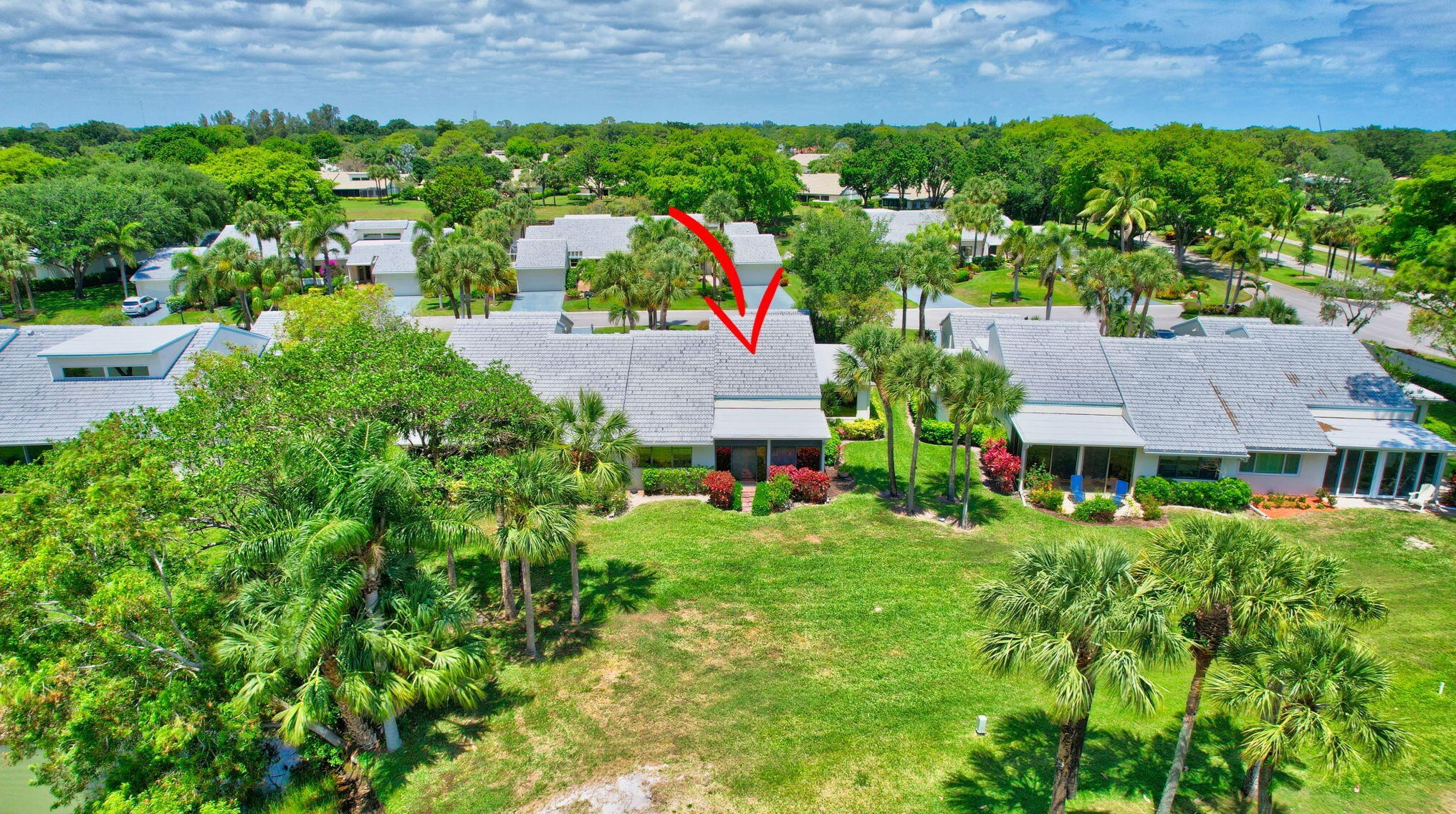 6 Cambridge Dr, Boynton Beach FL  33436-6213 exterior