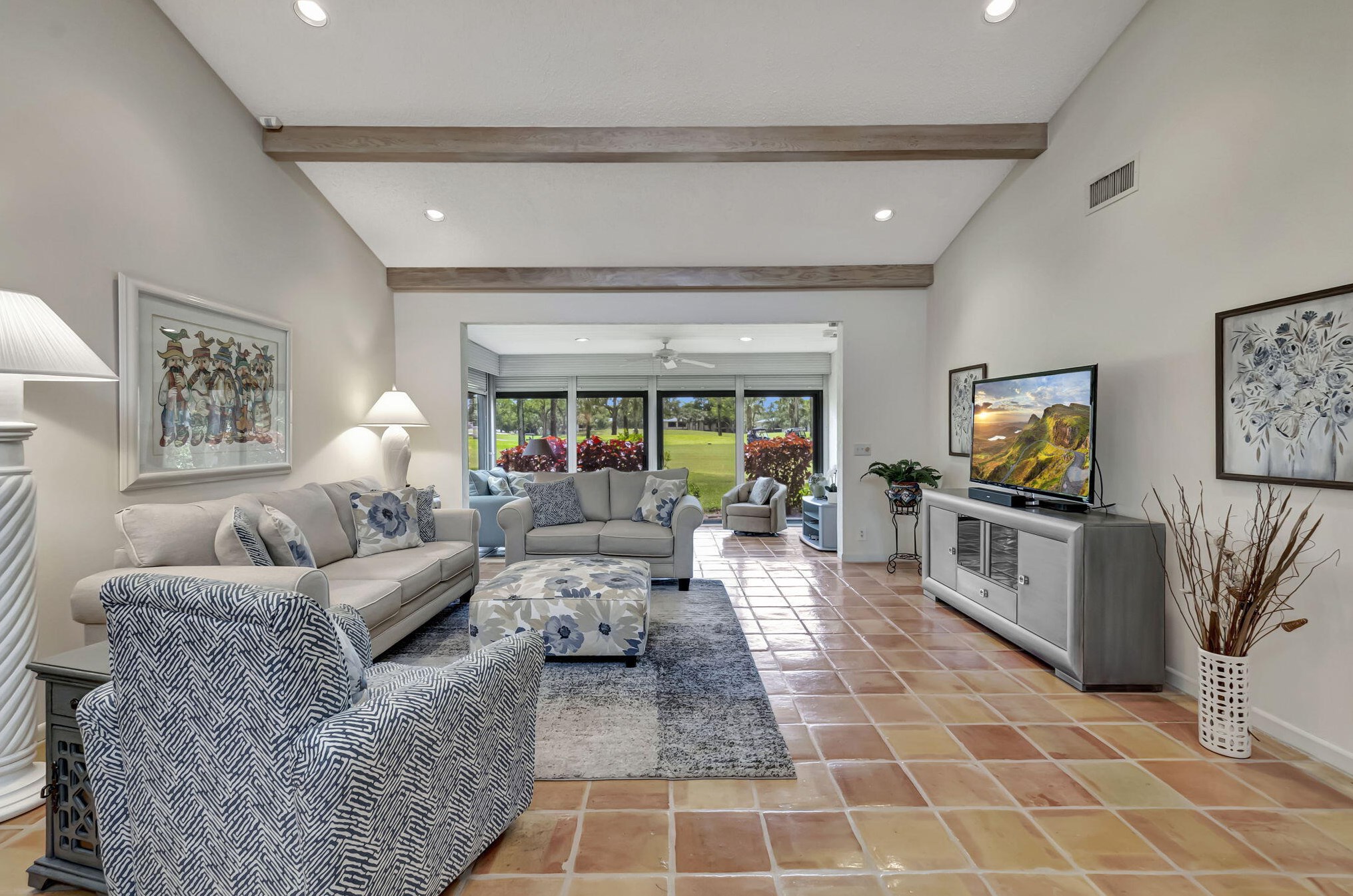 6 Cambridge Dr, Boynton Beach FL  33436-6213 exterior