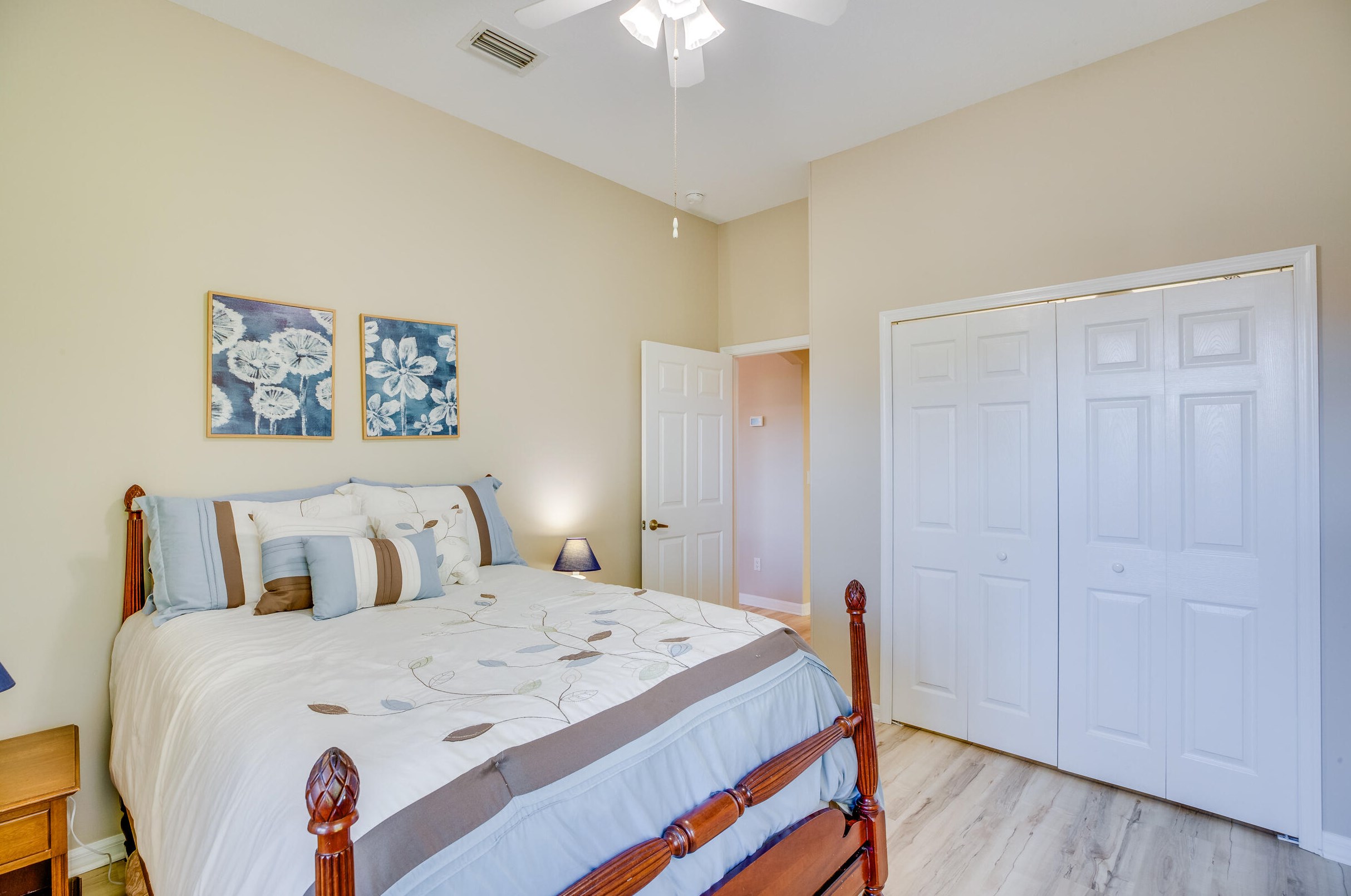 6546 35 Pl, Vero Beach FL  32966-7810 exterior