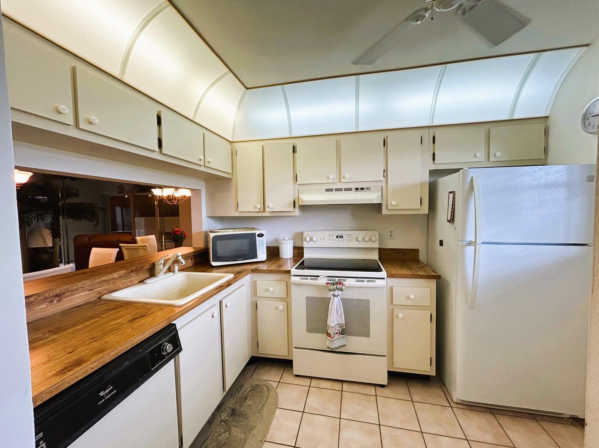 7202 Golf Colony Ct #205, Lake Worth, FL 33467