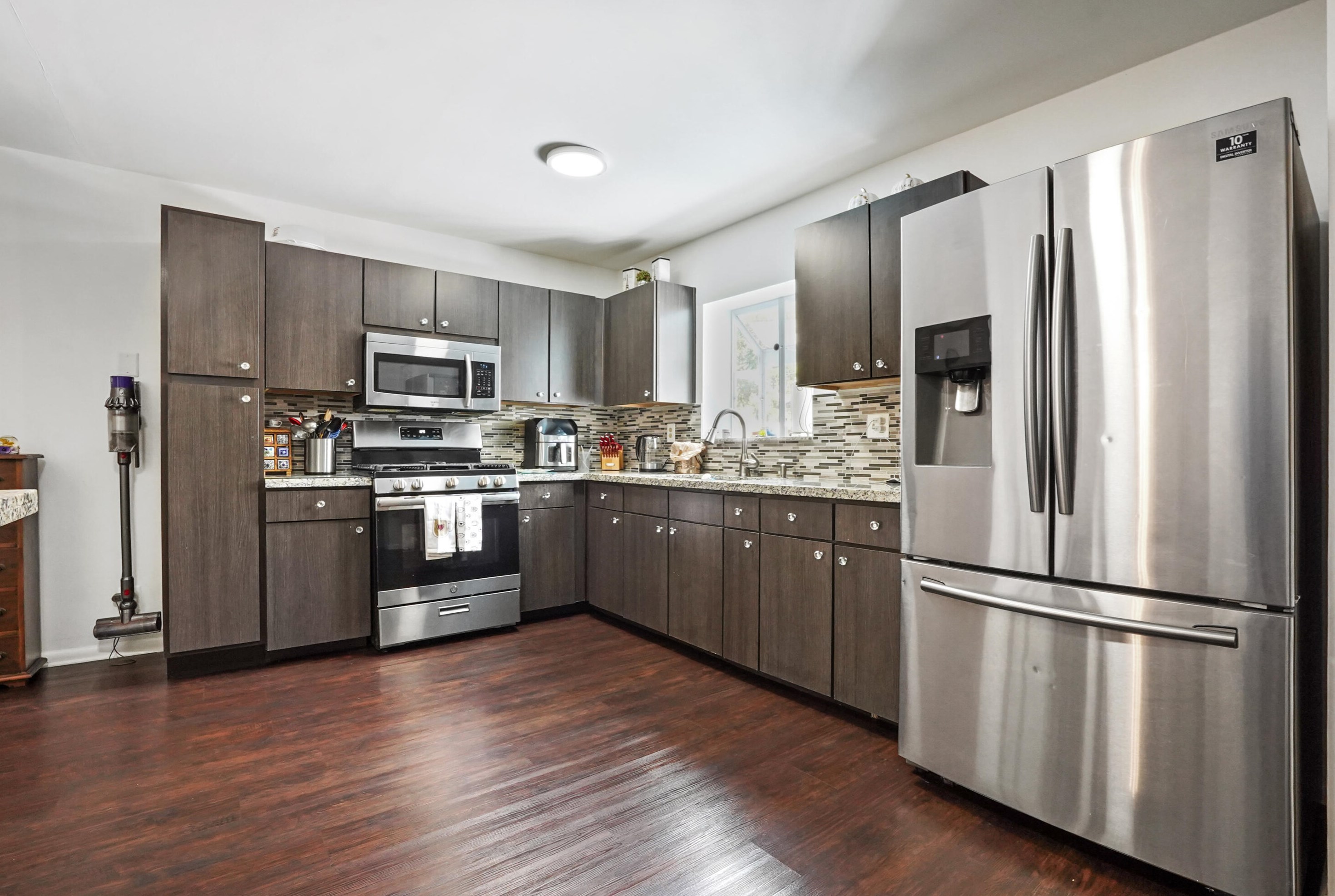 5978 Lincoln Cir, Lake Worth FL 33463-6743 exterior