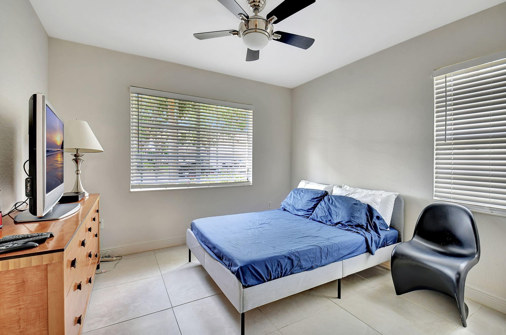 6683 Old Farm Trl, Boynton Beach FL 33437-7900 exterior