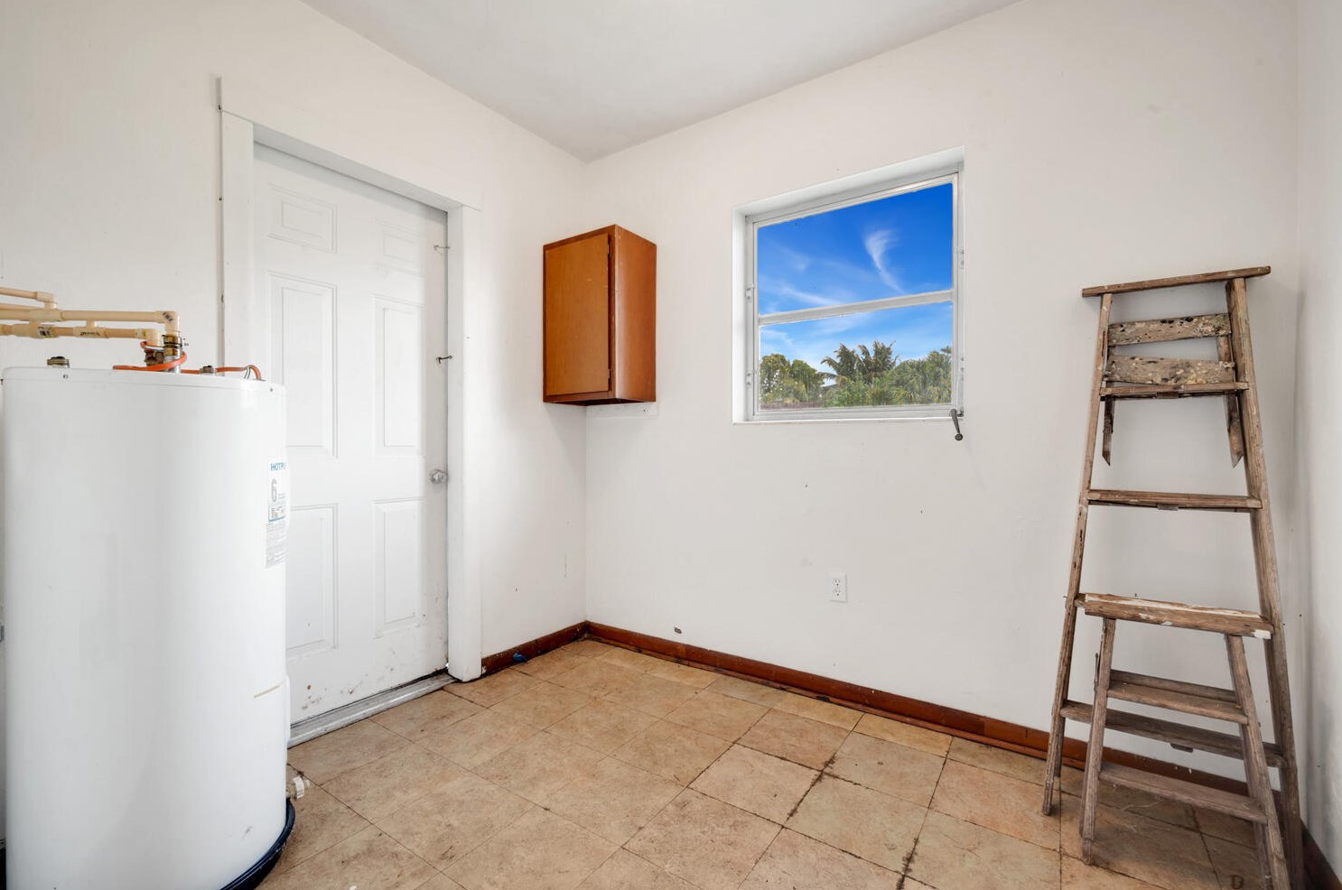 800 2nd St, Belle Glade FL  33430-2022 exterior