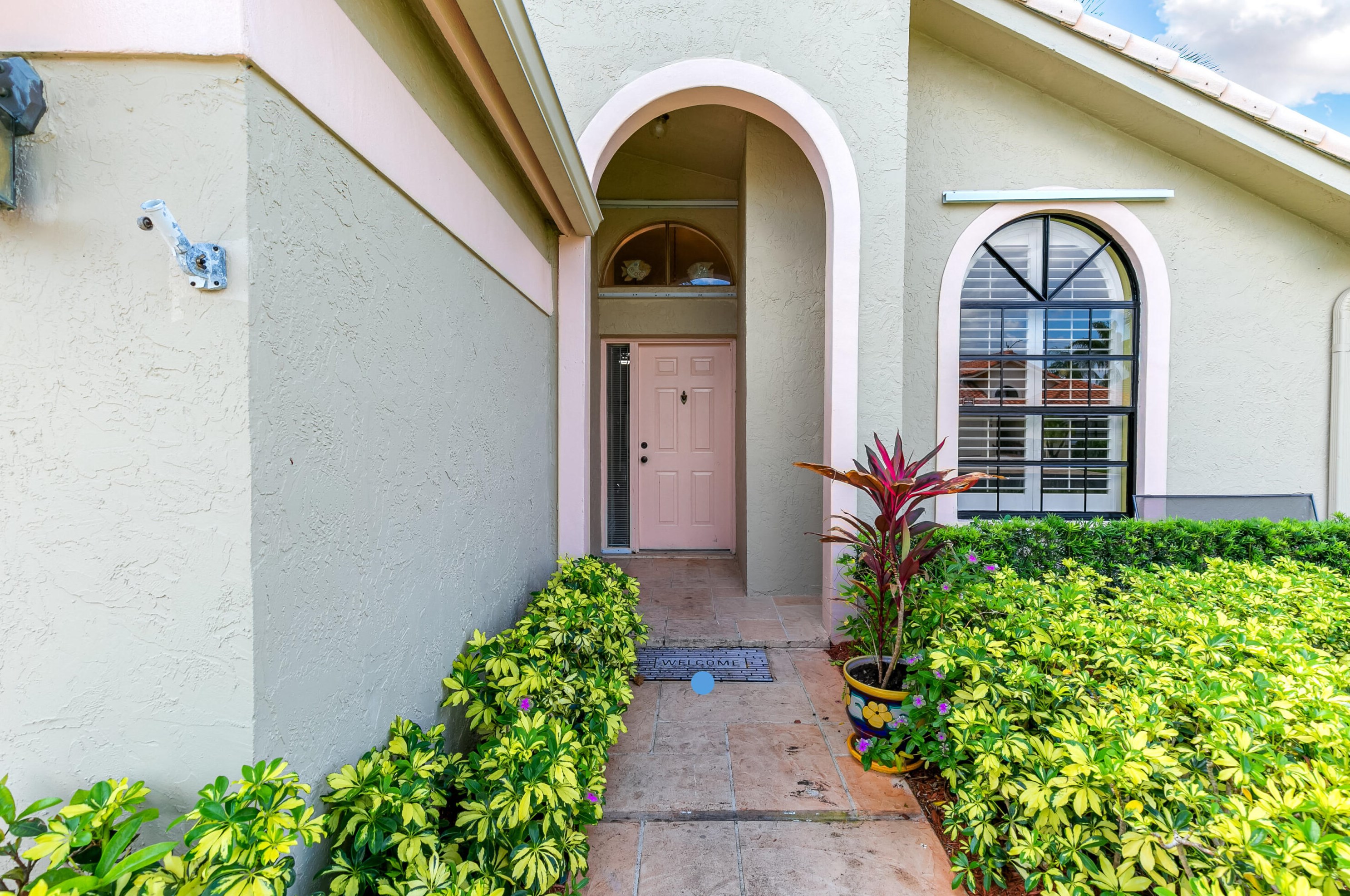 176 Executive Cir, Boynton Beach FL  33436-1833 exterior