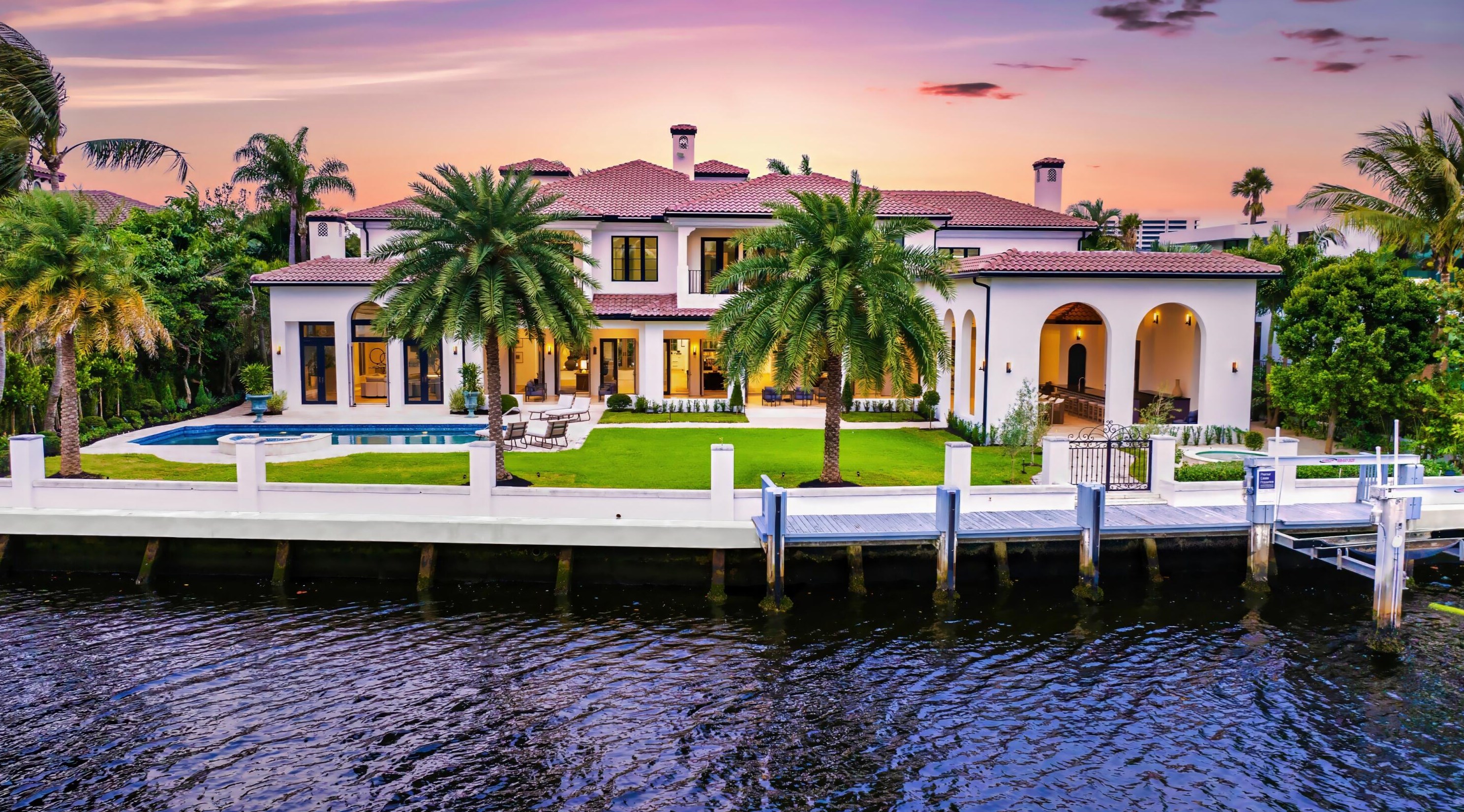 1207 Spanish Riv Rd, Boca Raton FL 33432-7706 exterior