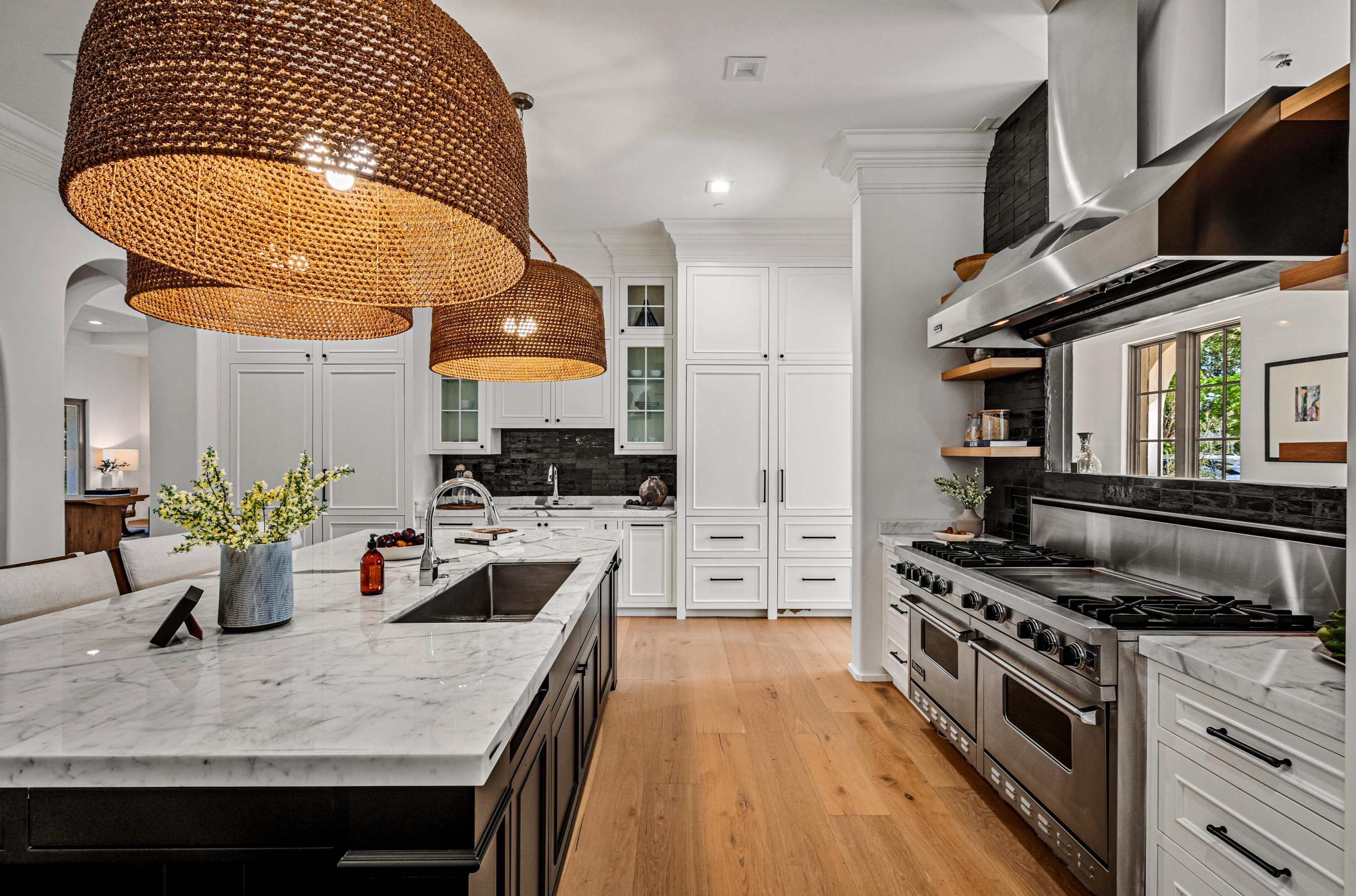 1207 Spanish Riv Rd, Boca Raton FL 33432-7706 exterior