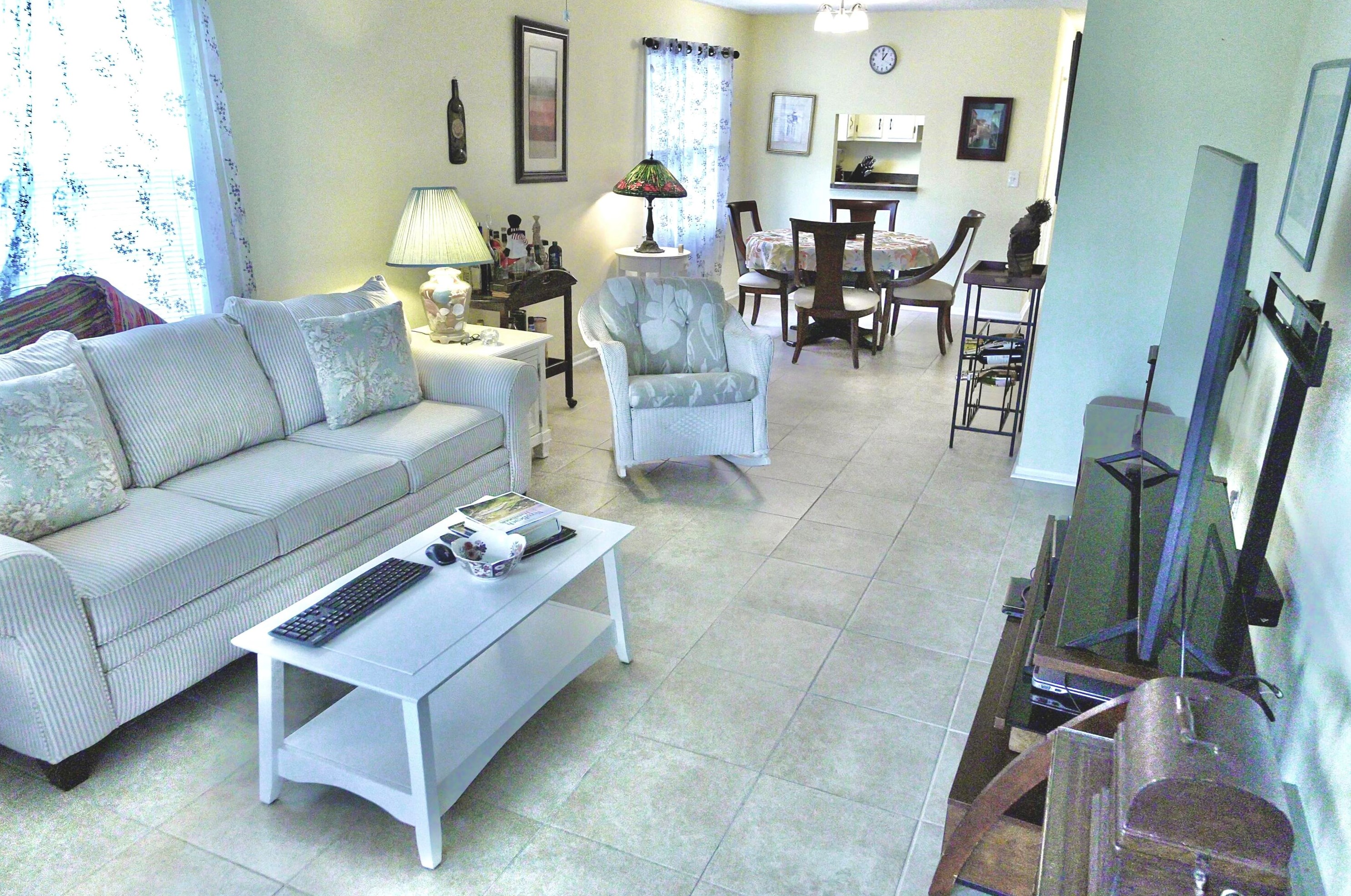 32 Pine Arbor Ln #101, Vero Beach, FL 32962