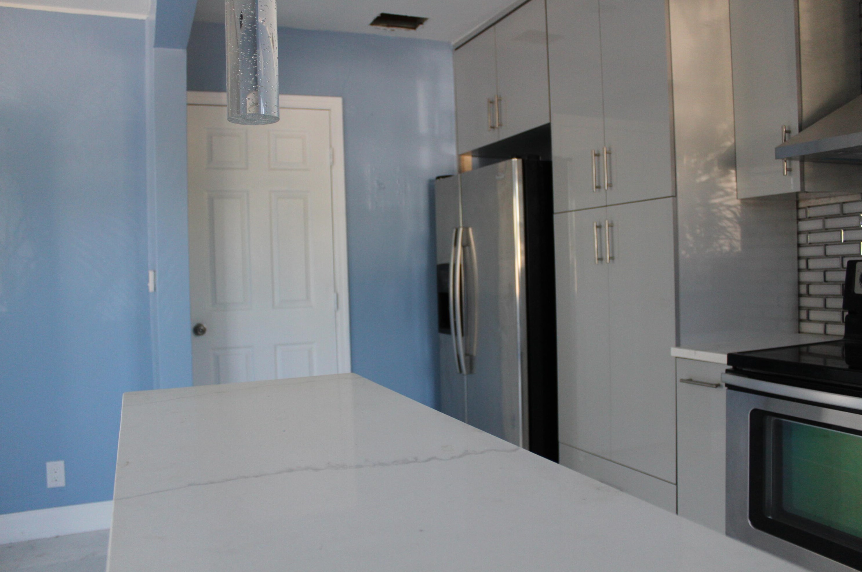 405 D St, Lake Worth FL  33460-4384 exterior