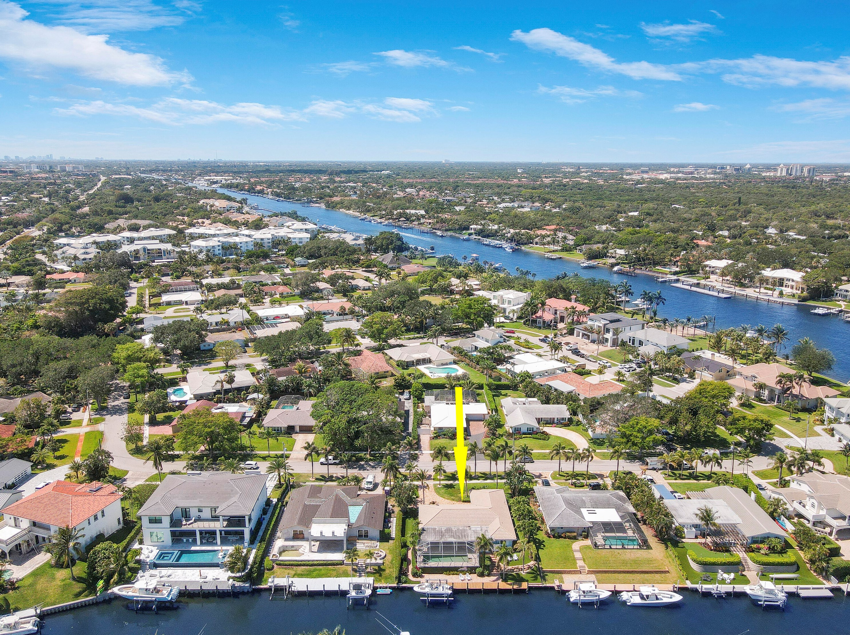 2113 Radnor Ct, West Palm Beach, FL 33408-2157