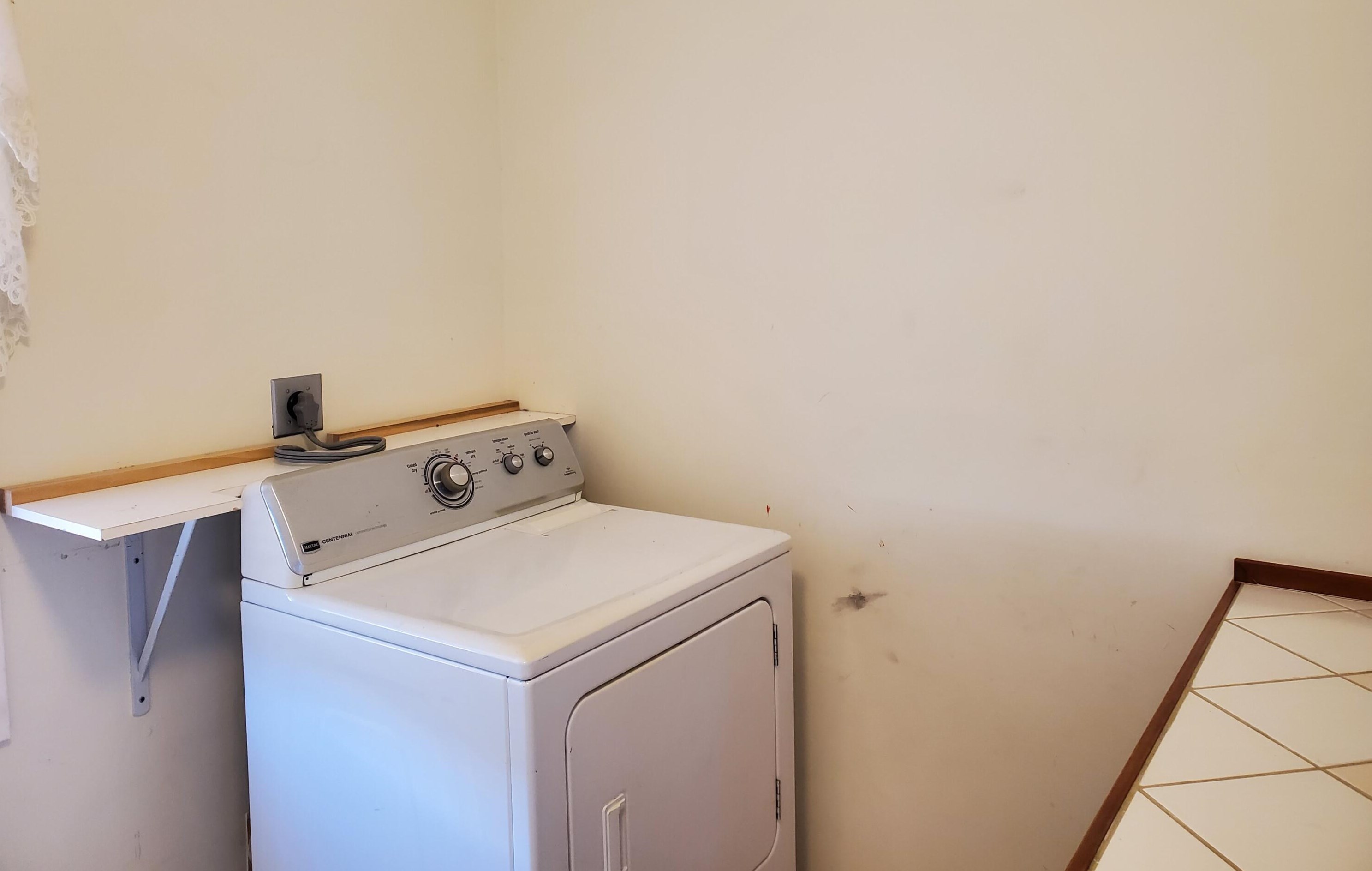 358 Curtis St, Fort Pierce FL 34983-1916 exterior