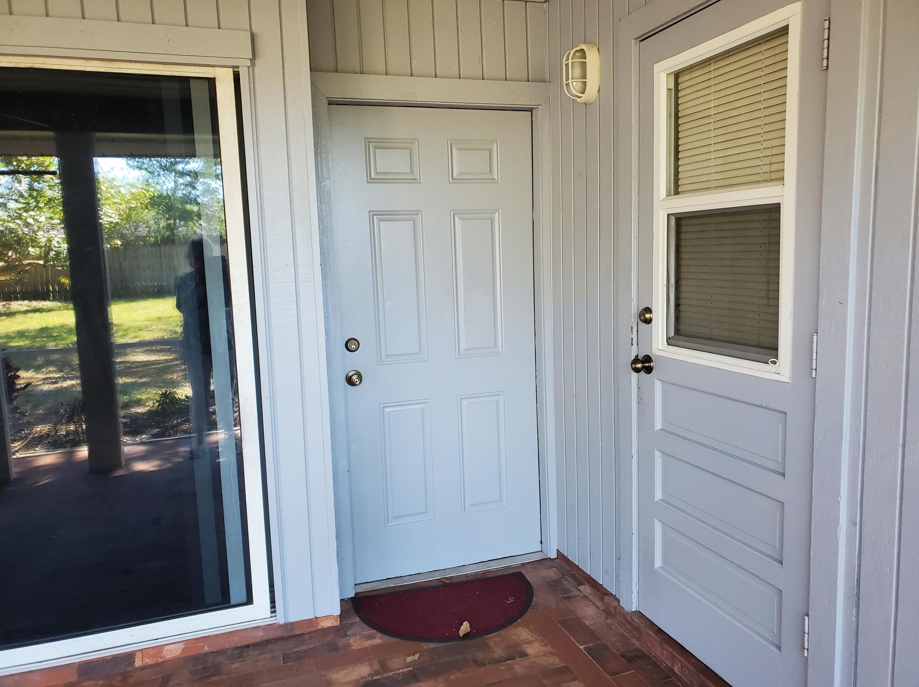 358 Curtis St, Fort Pierce FL 34983-1916 exterior