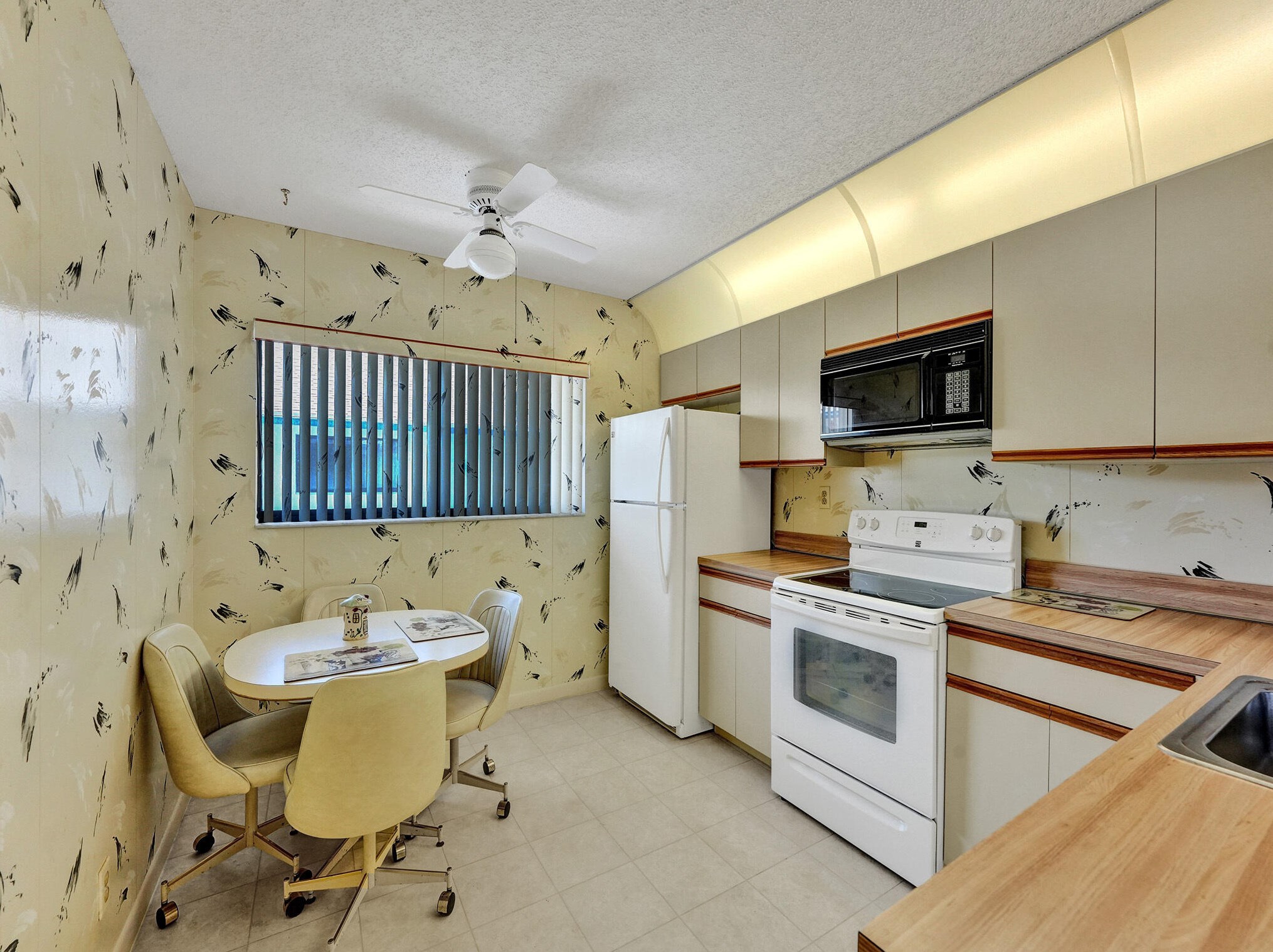 15301 Pembridge Ave #75, Delray Beach, FL 33484