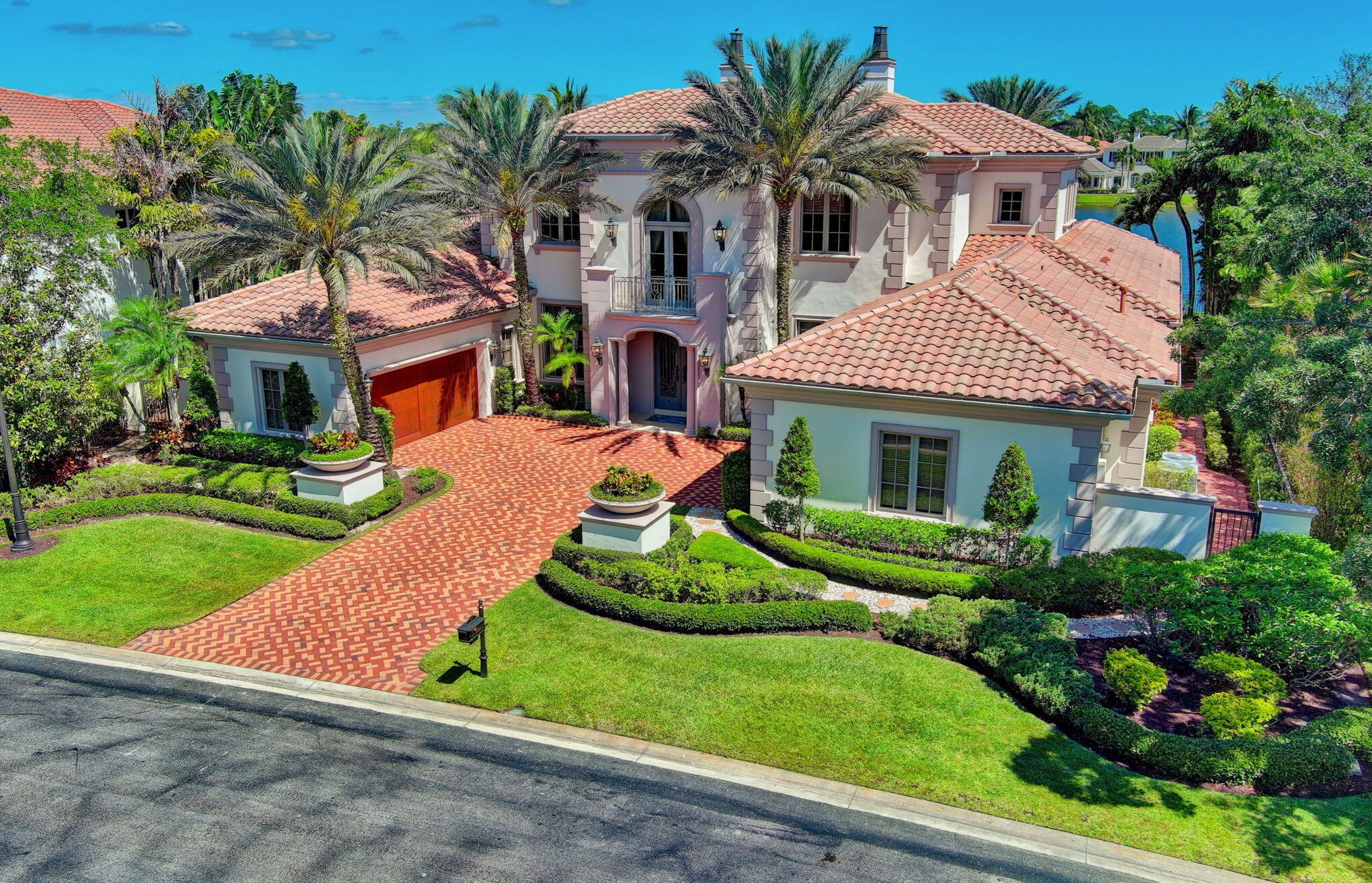 109 Playa Rienta Way, West Palm Beach, FL 33418-6210