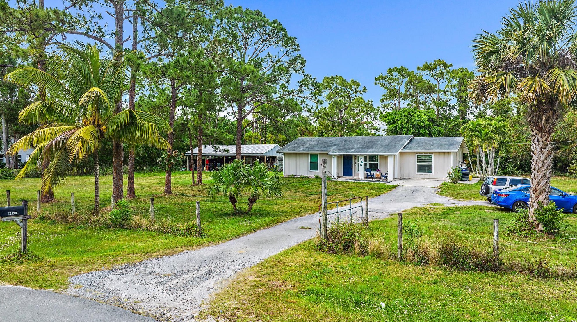 13723 158 St, Jupiter FL 33478-8516 exterior