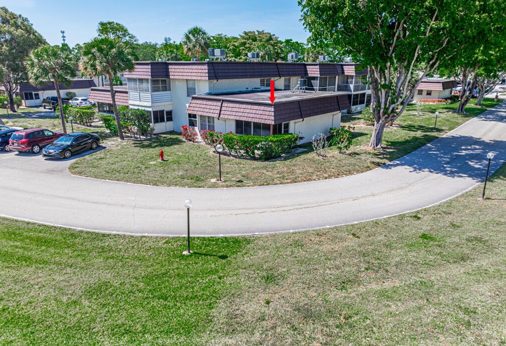 12005 Poinciana Blvd, West Palm Beach FL  33411-2872 exterior