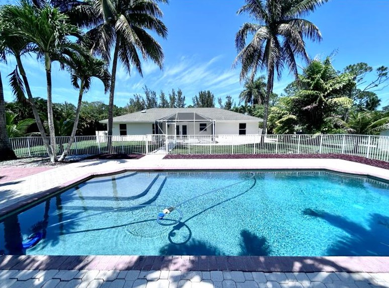 11648 66th St N, West Palm Beach, FL 33412