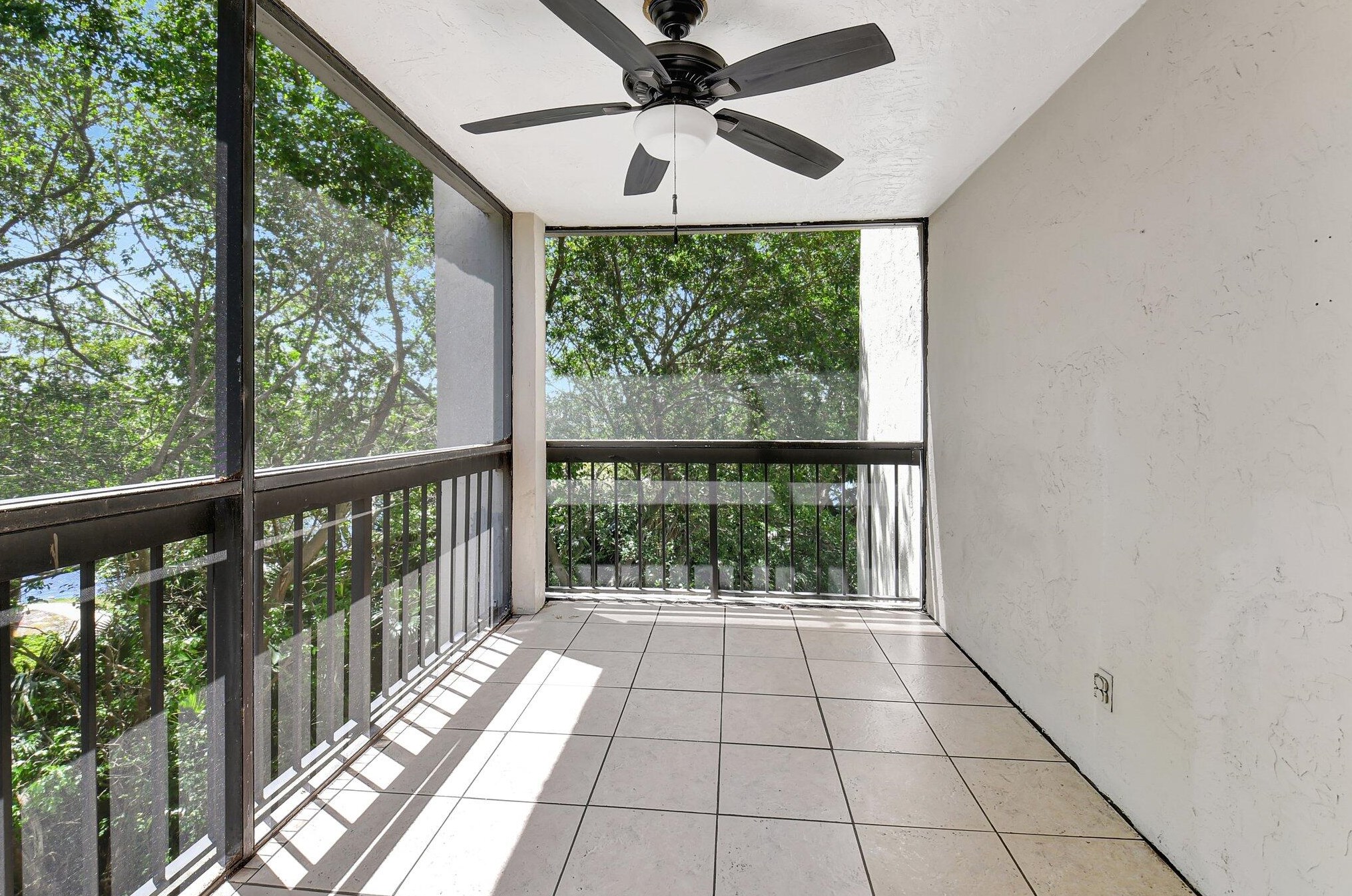 820 Lavers Cir #g402, Delray Beach, FL 33444