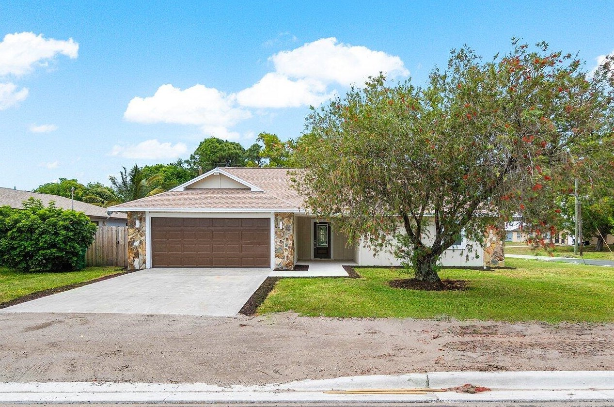 1614 Se Floresta Dr, Fort Pierce, FL 34983