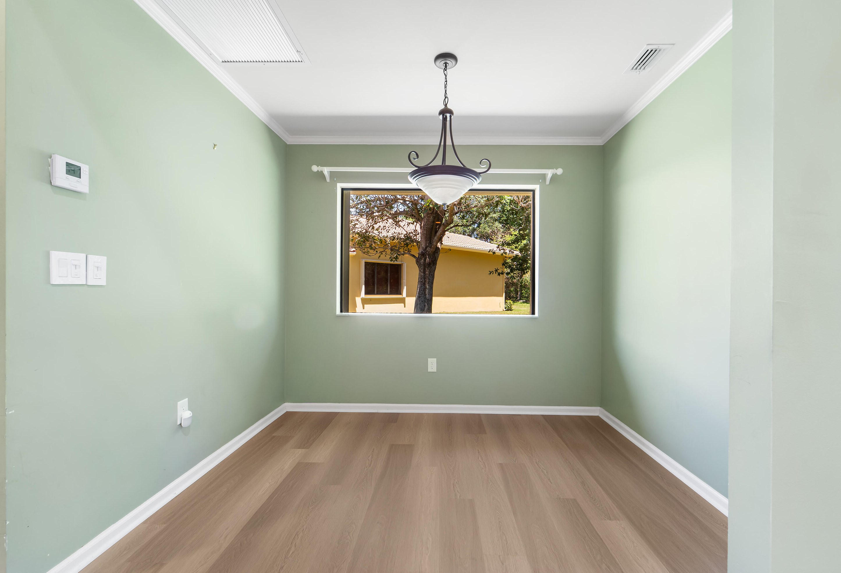 8017 Via Grande, Boynton Beach FL  33437-7522 exterior