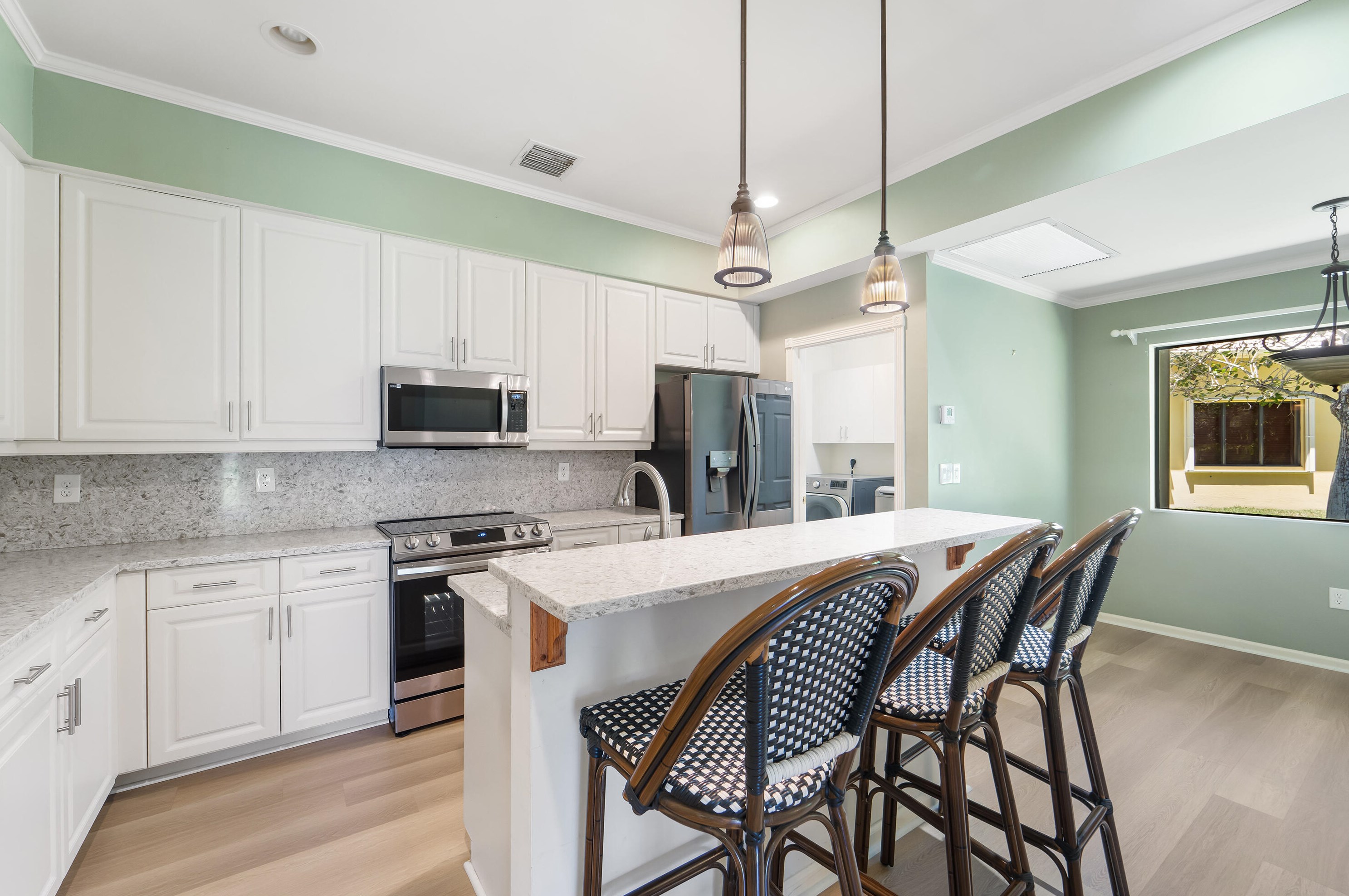 8017 Via Grande, Boynton Beach FL  33437-7522 exterior