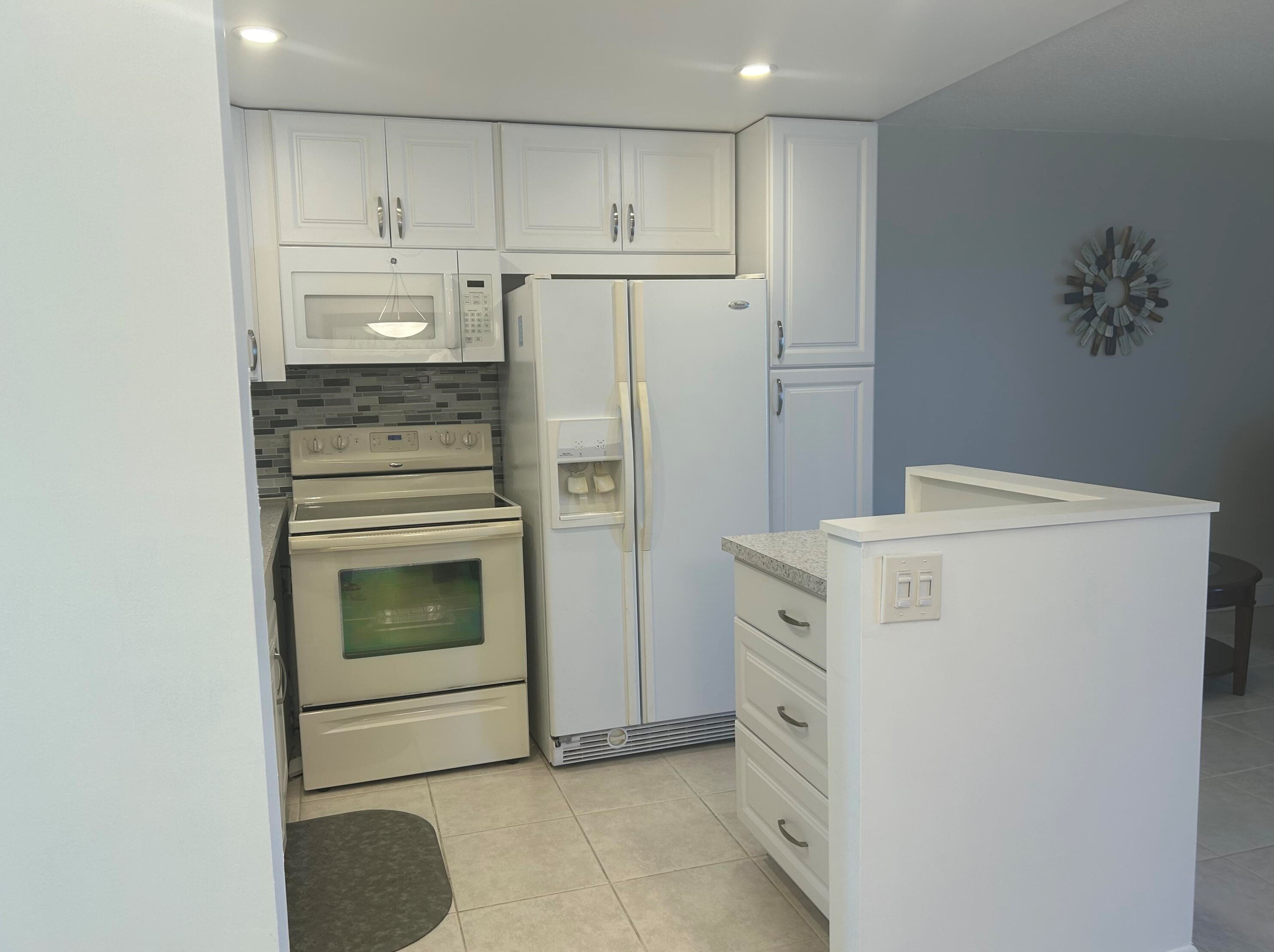 35 Kent St, West Palm Beach, FL 33417
