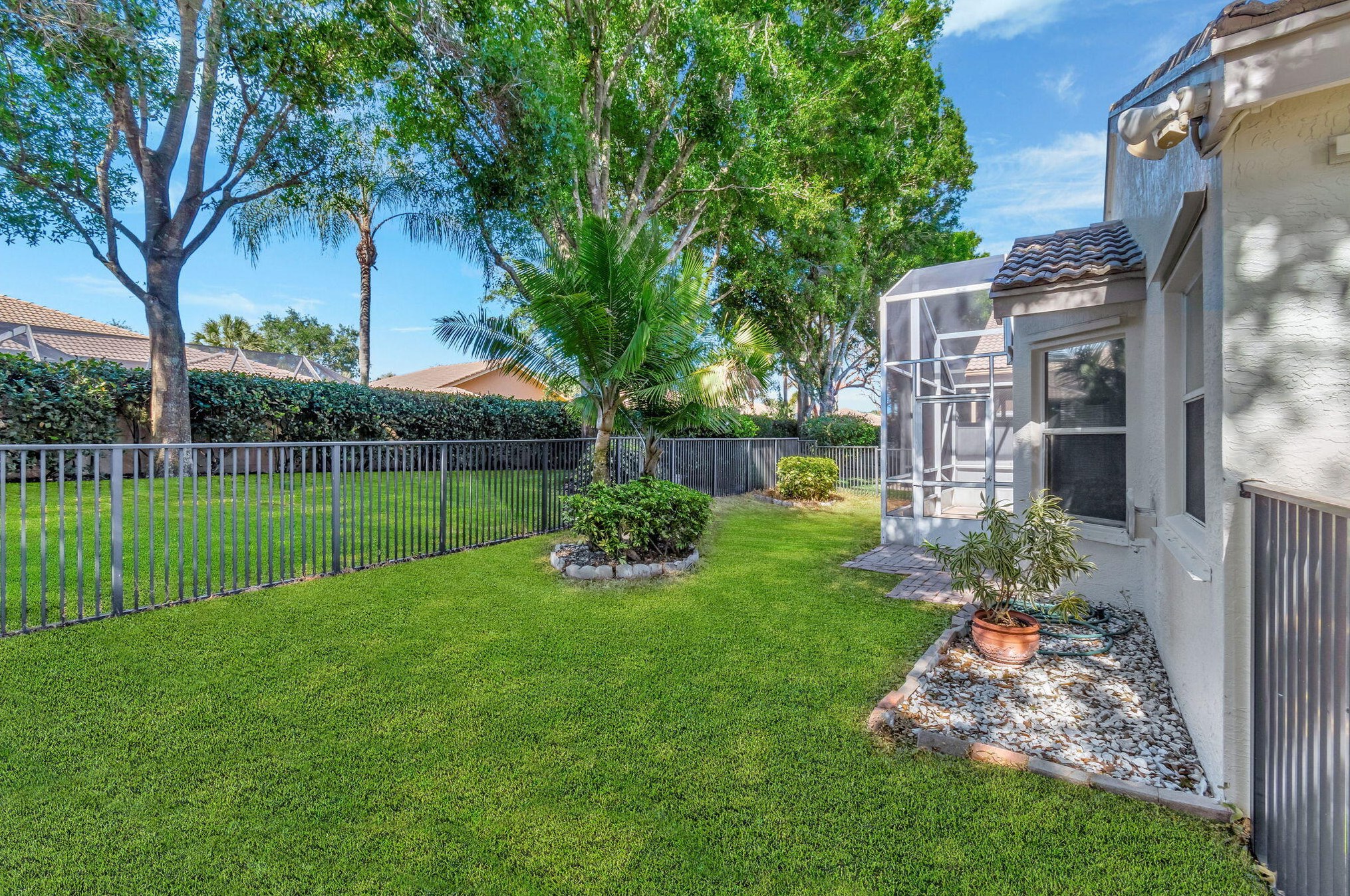 7937 Sonora St, Boynton Beach FL  33437-4021 exterior