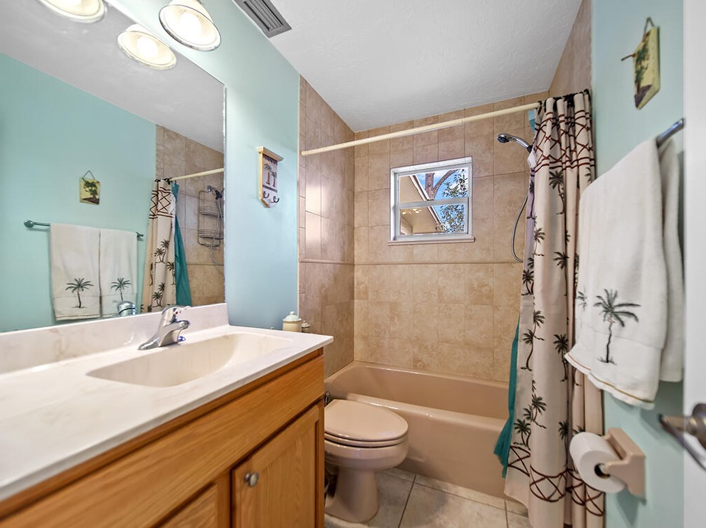 163 Byron St, Fort Pierce FL 34983-1618 exterior