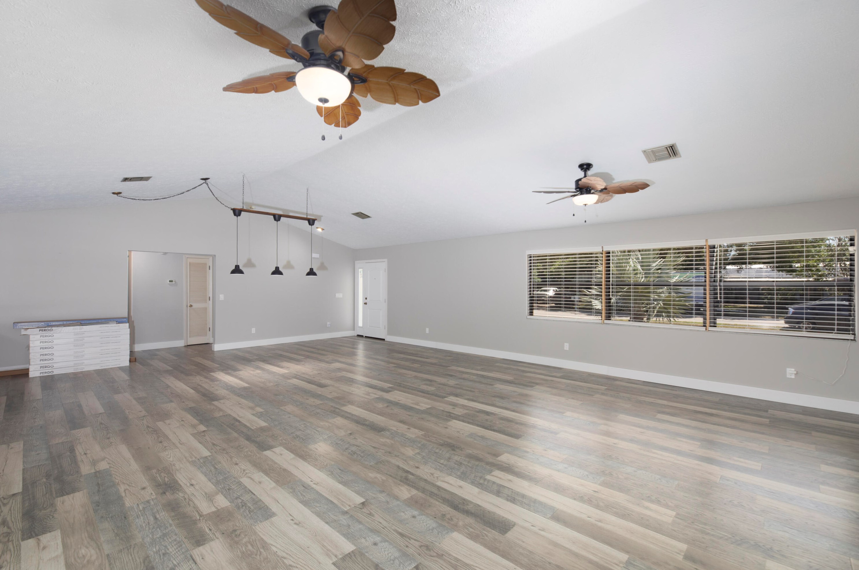 8806 Brookline Ave, Fort Pierce FL 34951-3407 exterior